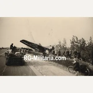Original WW2 German Photo - Rijksweg near Delft with tank …