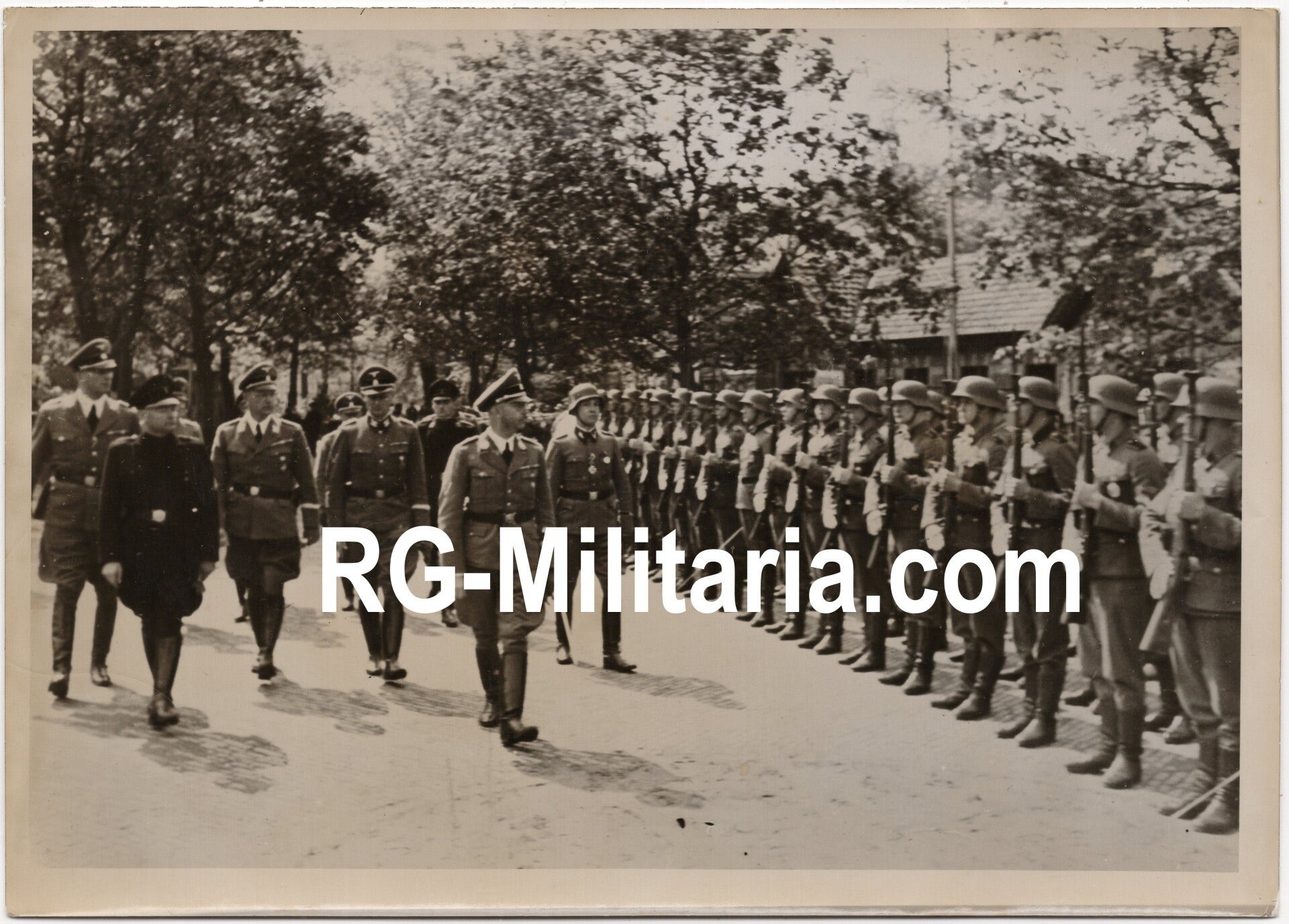 Original WW2 German Waffen SS Press Photo - Heinrich Himmler inspects Dutch Waffen SS troops in the Dierentuin, Den Haag, Holland (1942) — image 3