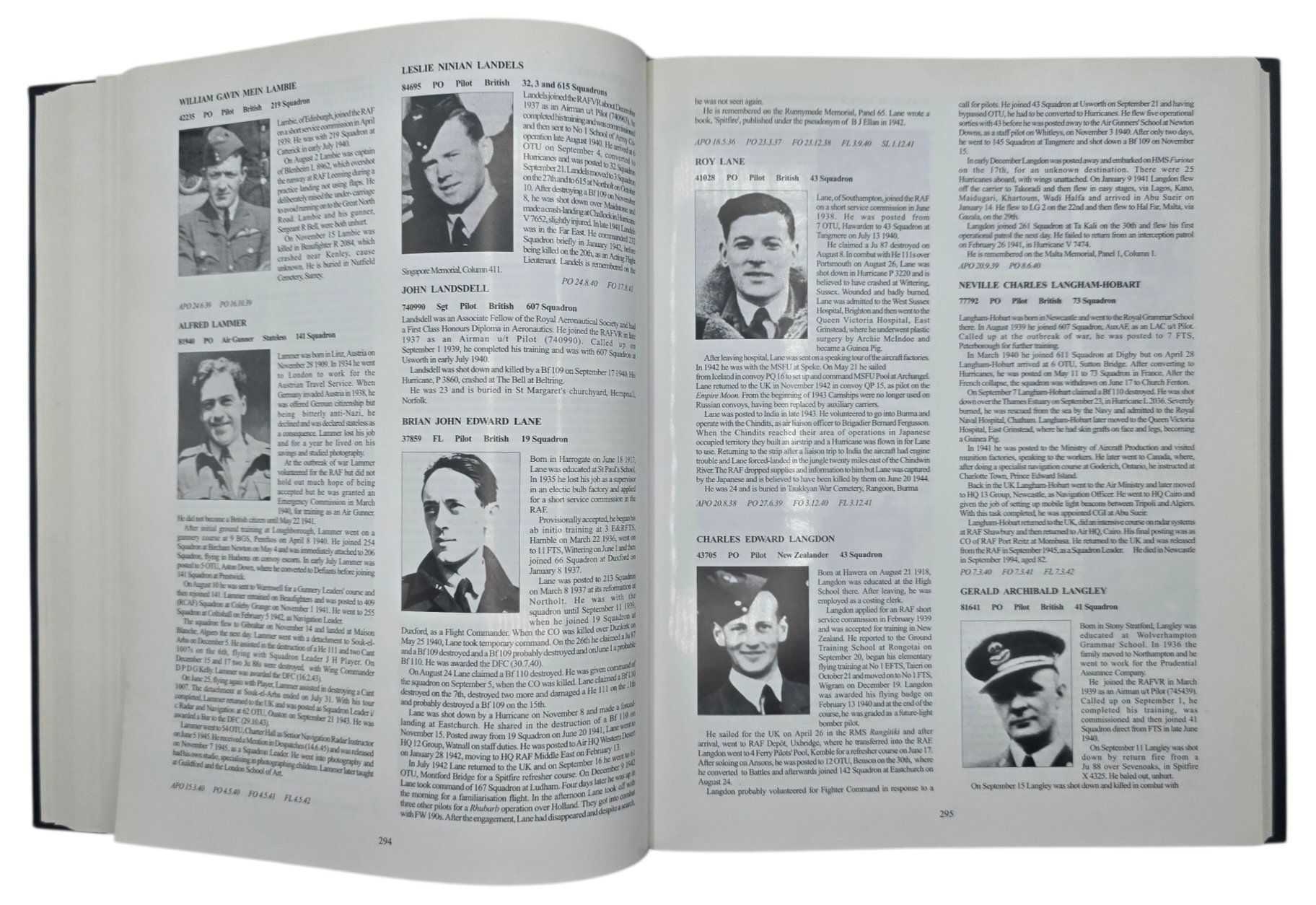 Original English Book – Men of the Battle of Britain, Kenneth G. Wynn, signed by WWII veterans (1999) — image 8