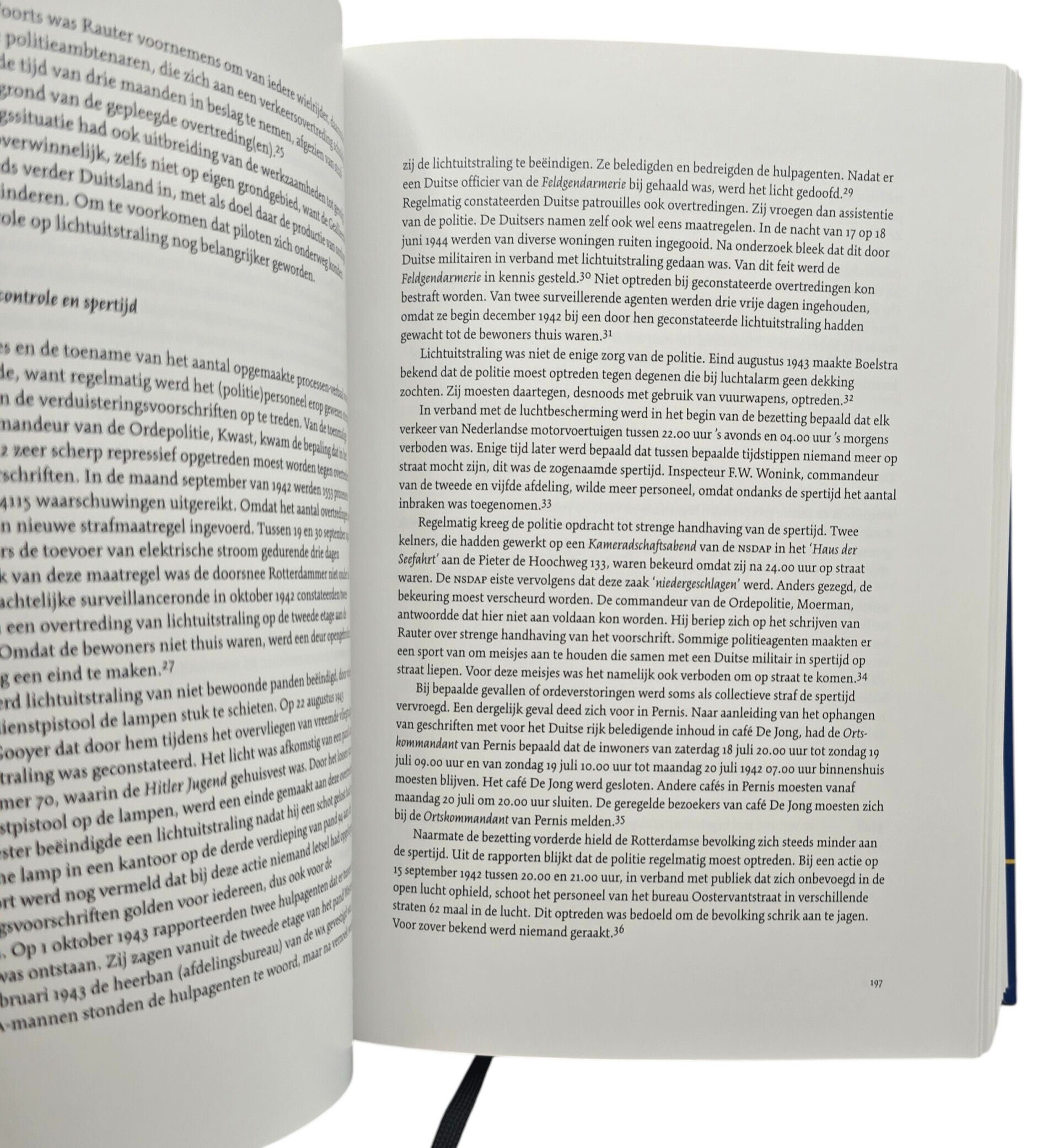 Original Dutch Book – Handhaven onder de nieuwe orde: De politieke geschiedenis van de Rotterdamse politie tijdens de Tweede Wereldoorlog, Frank van Riet (2008) — image 3