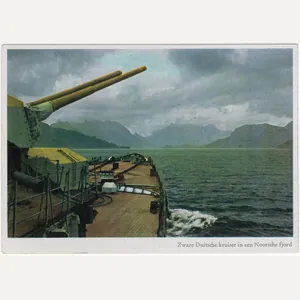 Original WW2 German Postcard - Kriegsmarine ship ''Zware Duitsch ekruiser …