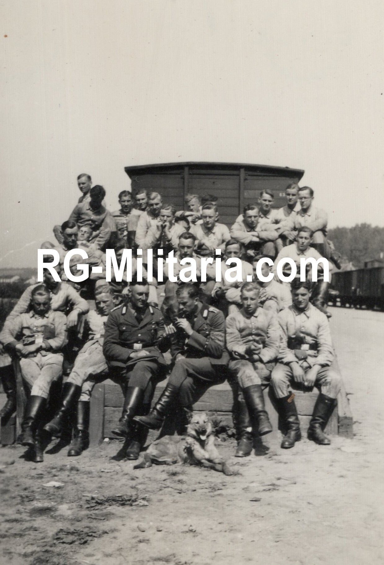 Original WW2 German Photo - RAD Reichsarbeitsdienst in Valkenburg, Hotel de Kroon, Holland — image 3