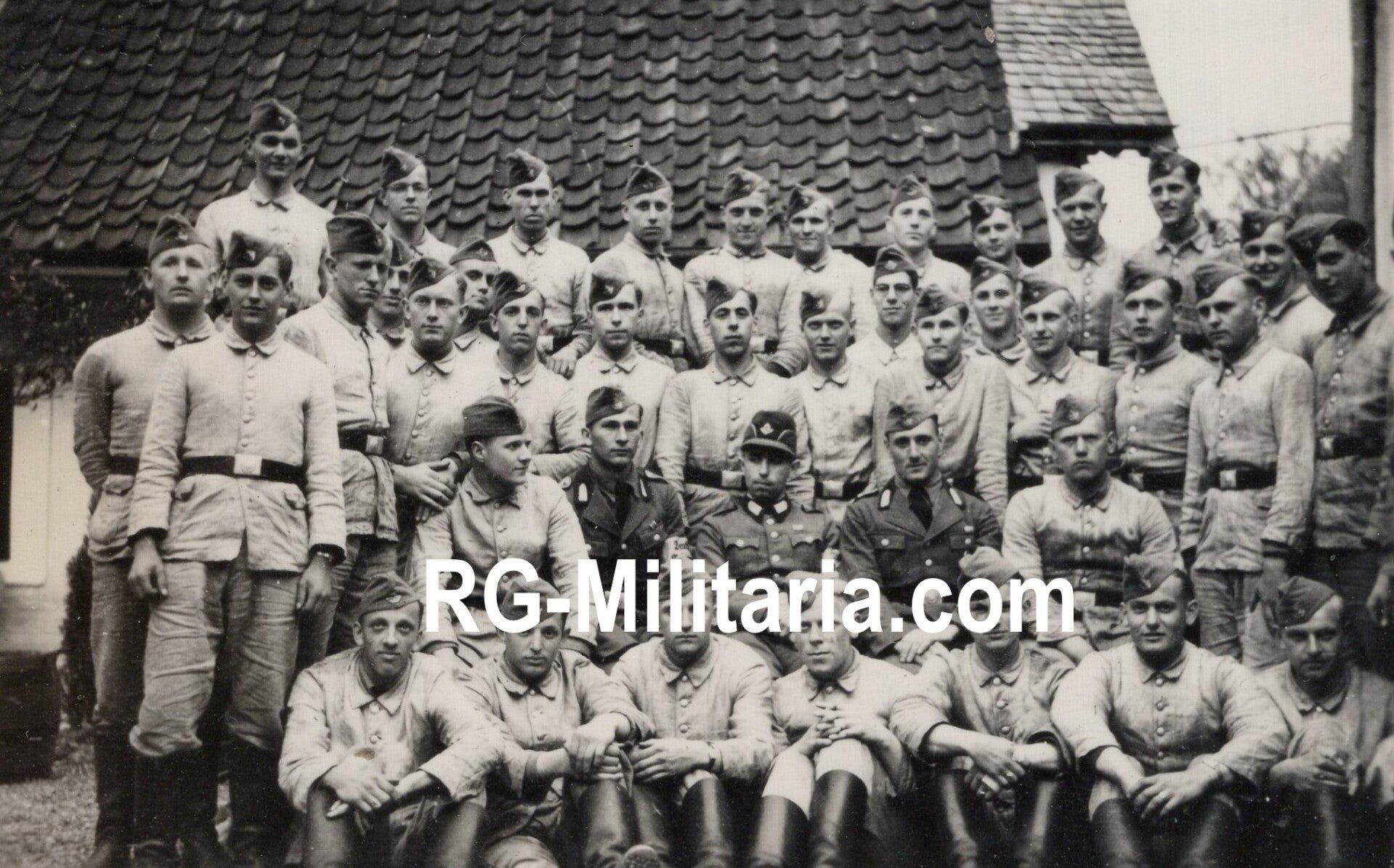 Original WW2 German Photo - RAD Reichsarbeitsdienst in Valkenburg, Hotel de Kroon, Holland — image 5
