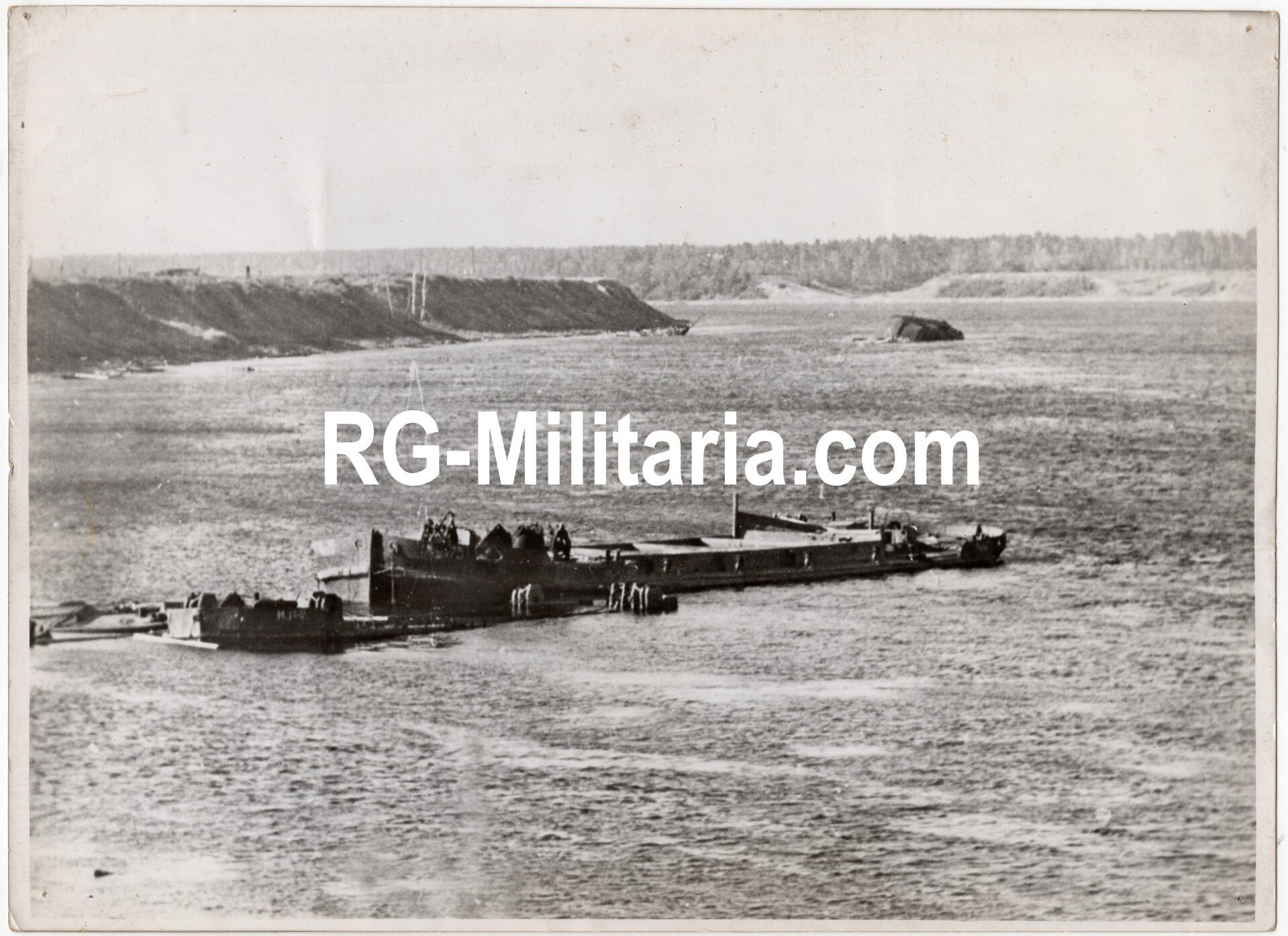 Original WW2 German Waffen SS Press Photo - Destroyed Soviet boats (1942) — image 3