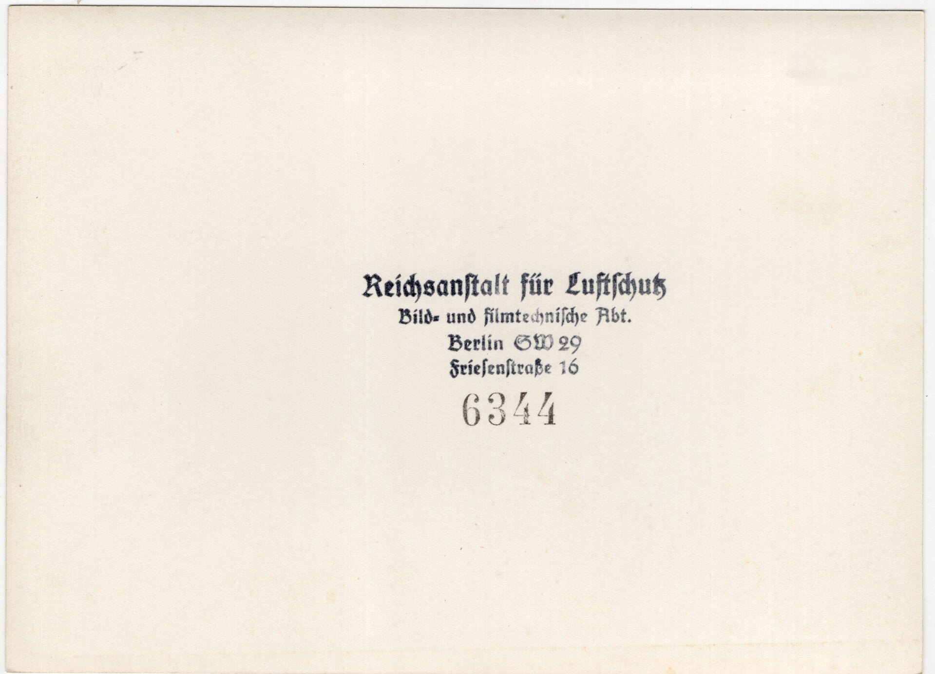 Original WW2 German Press Photo - Adolf Hitler and Hermann Göring inspecting an Artillery canon — image 2