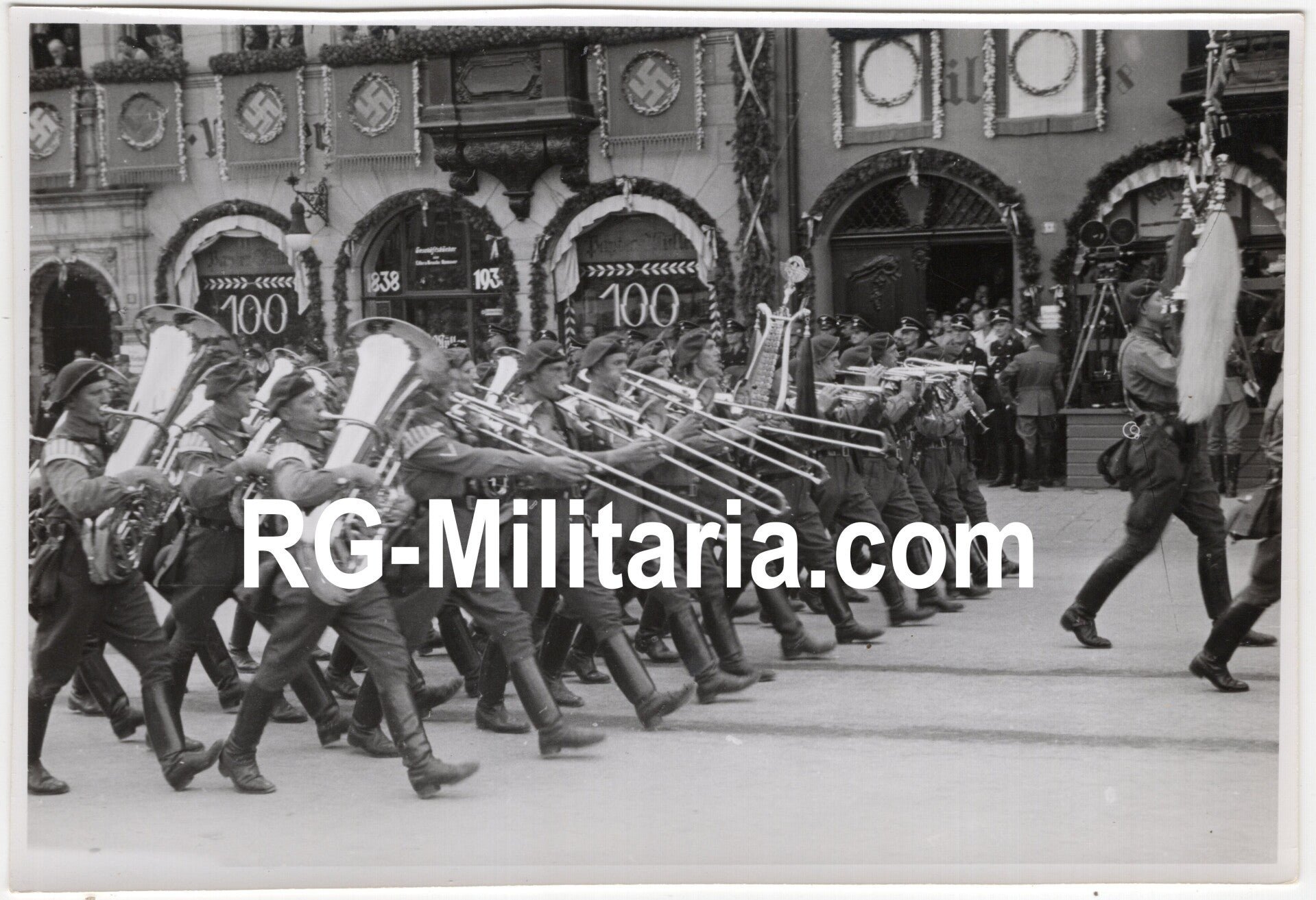 Original WW2 German Press Photo - NSFK NS Fliegerkorps music corps parade, Reichsparteitag Nürnberg (1938) — image 3