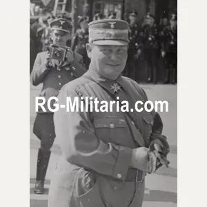 Original WW2 German Press Photo - Hermann Göring with a …