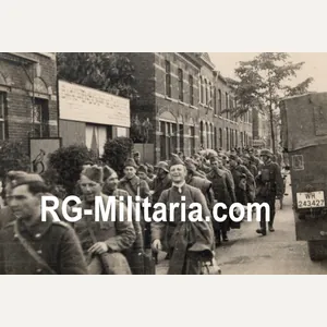 Original WW2 German Photo - Dutch POW soldiers in Maastricht, …