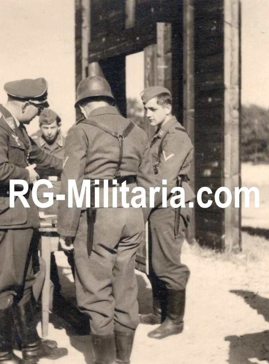 Original WW2 German Photo - Luftwaffe in Harderwijk, Holland (1942) — image 6