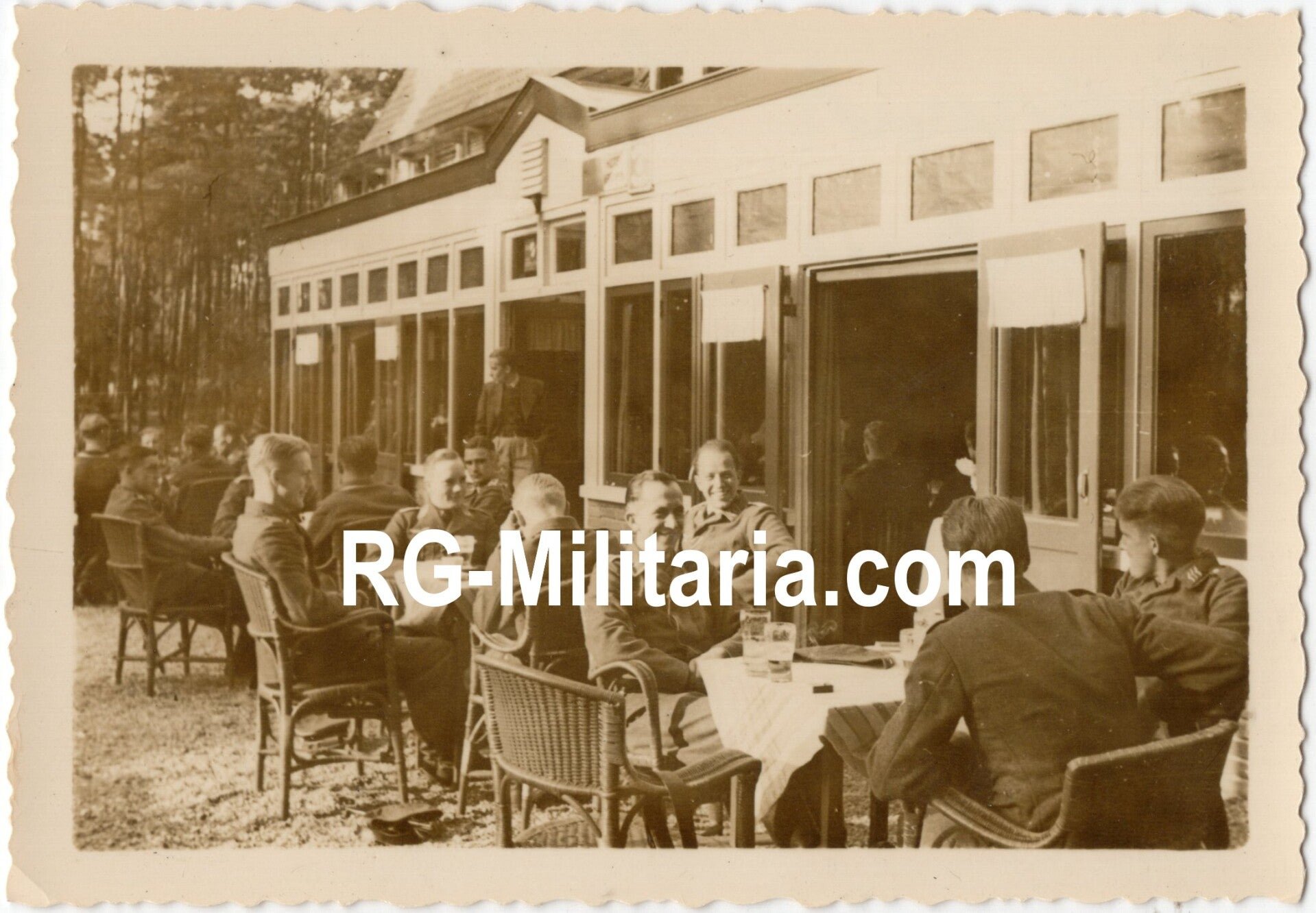 Original WW2 German Photo - Luftwaffe in Harderwijk, Holland (1941) — image 3