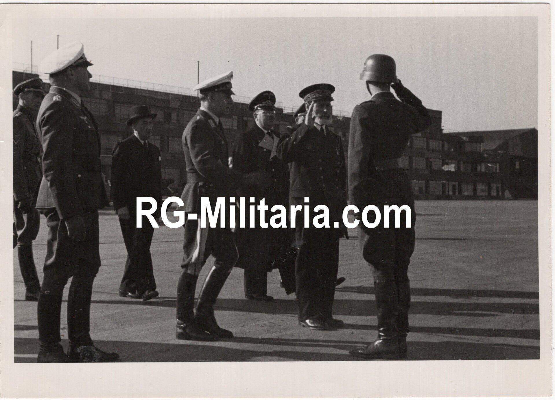 Original WW2 German Press Photo - Luftwaffe with French marine admiral — image 3
