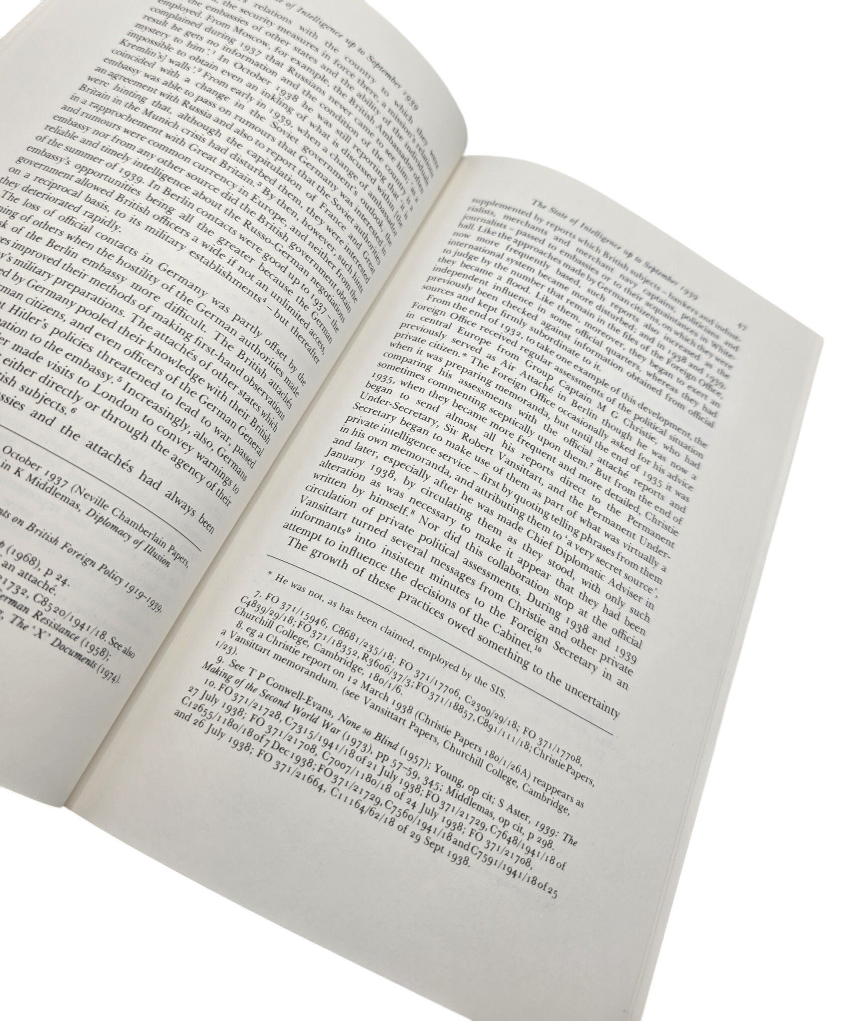 Original English Book – British Intelligence in the Second World War, F. H. Hinsley (1979-1988) — image 3