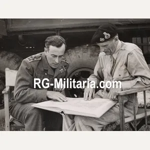 Original WW2 British Press Photo - Admiral Lord Louis Mountbatten …