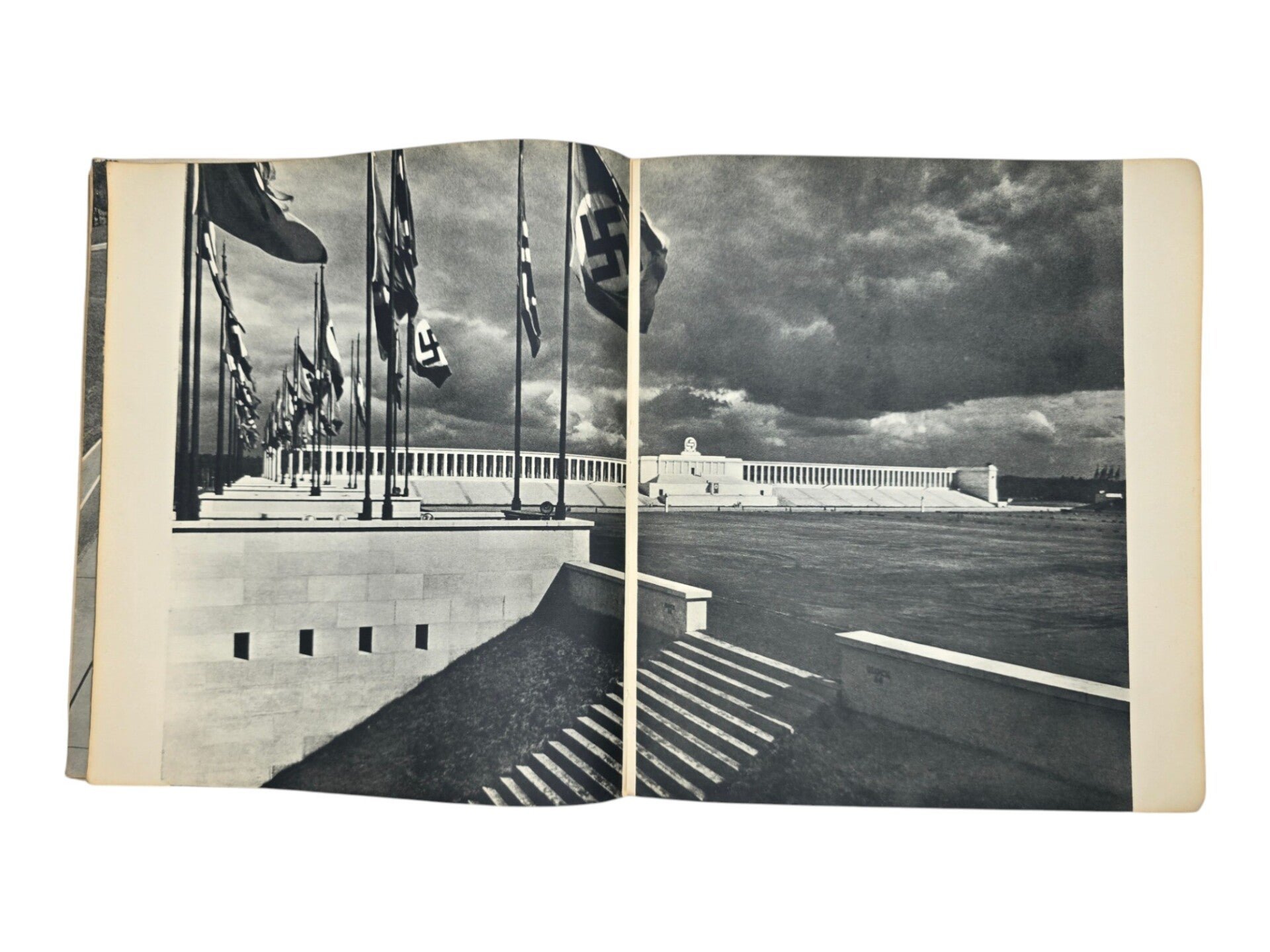 Original WW2 German HJ Book - Hitlerjugend Neues Deutschland, Ein Bildbuch für die Auslandsdeutsche Jugend, Friedrich Stieve (1939) — image 9