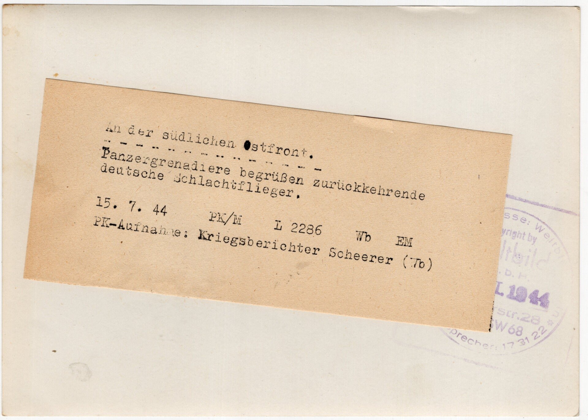 Original WW2 German Press Photo - German Panzer Sd.Kfz 251 at the Eastern Front (1944) — image 2