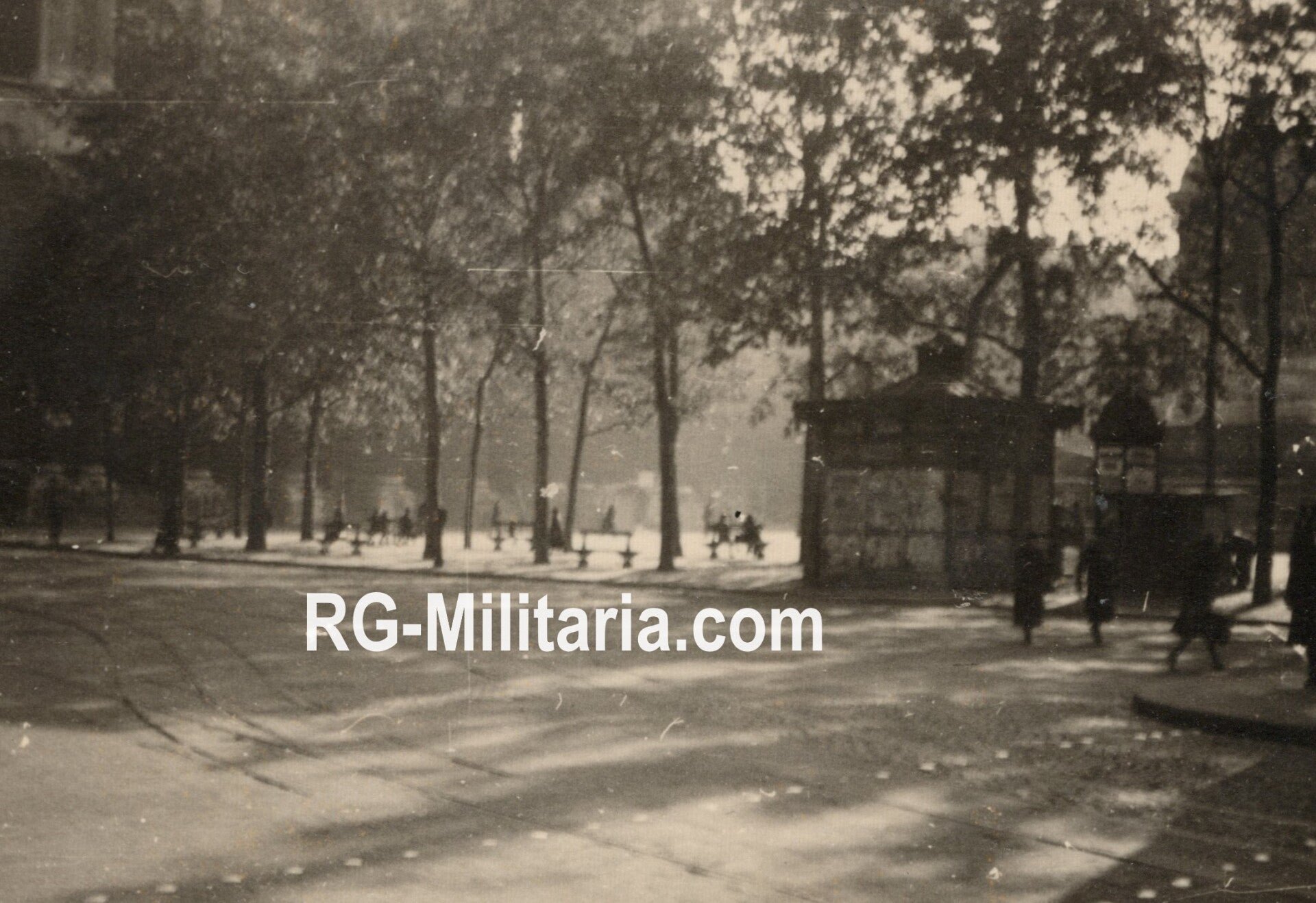 Original WW2 French Photo - Liberation of Paris, France (1944) — image 21