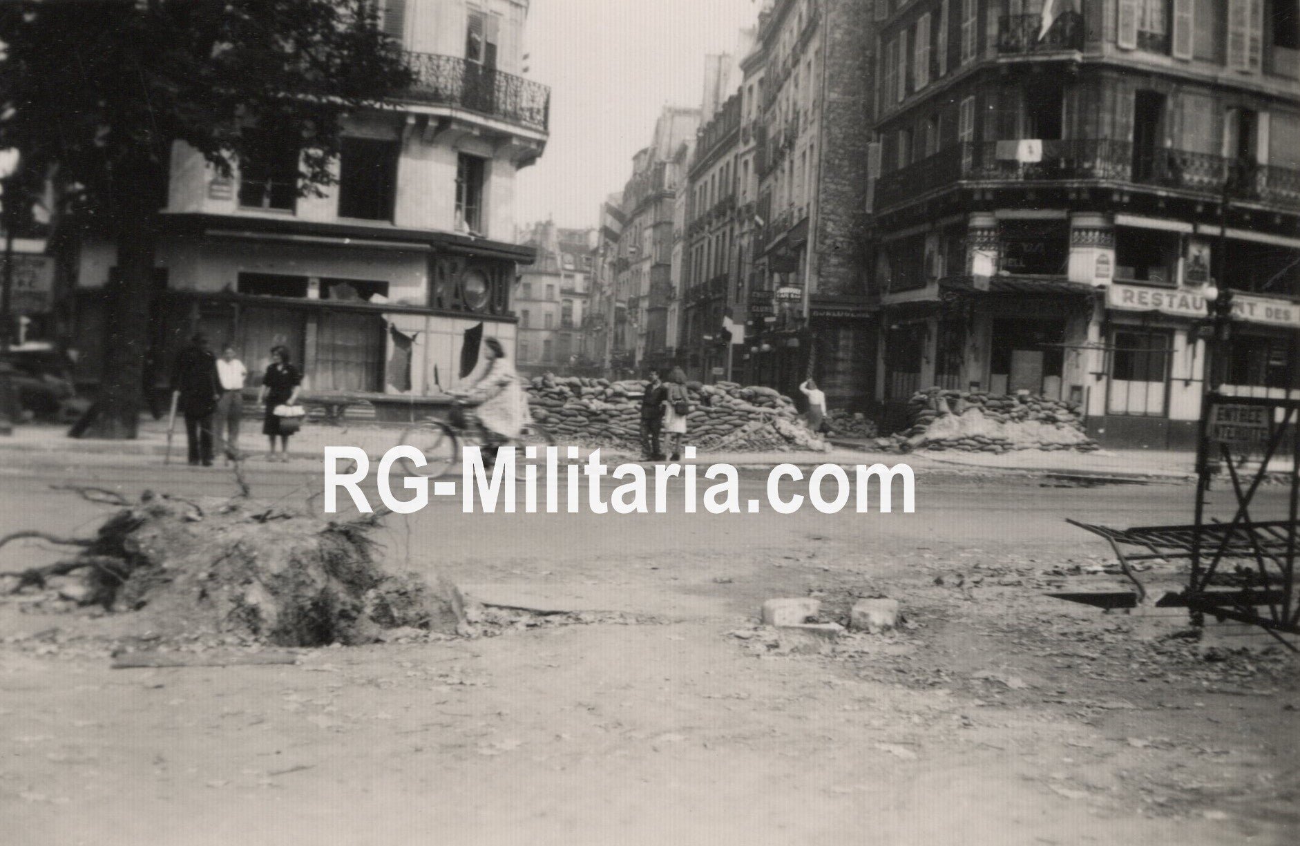 Original WW2 French Photo - Liberation of Paris, France (1944) — image 3