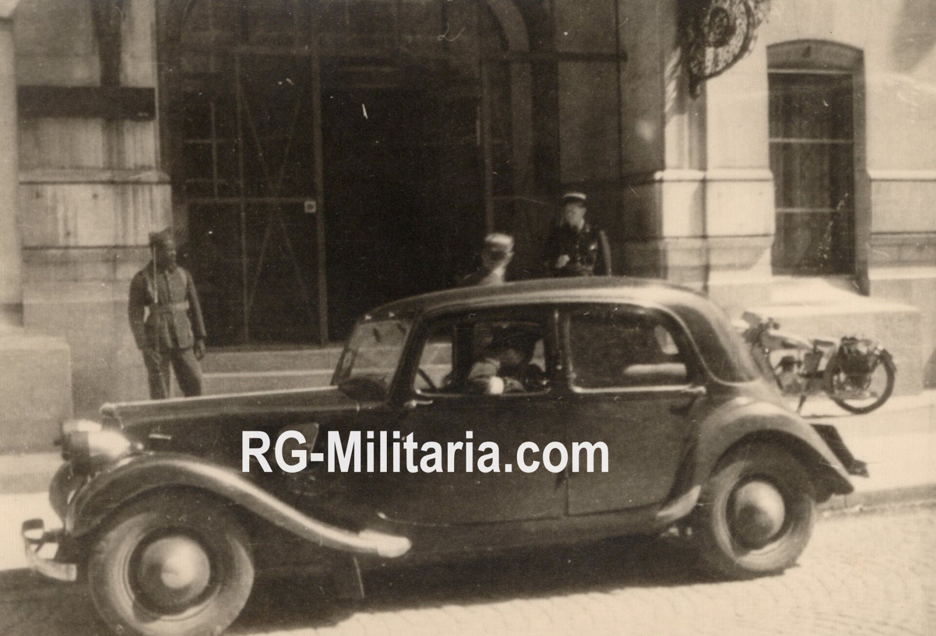 Original WW2 French Photo - Liberation of Paris, France (1944) — image 7