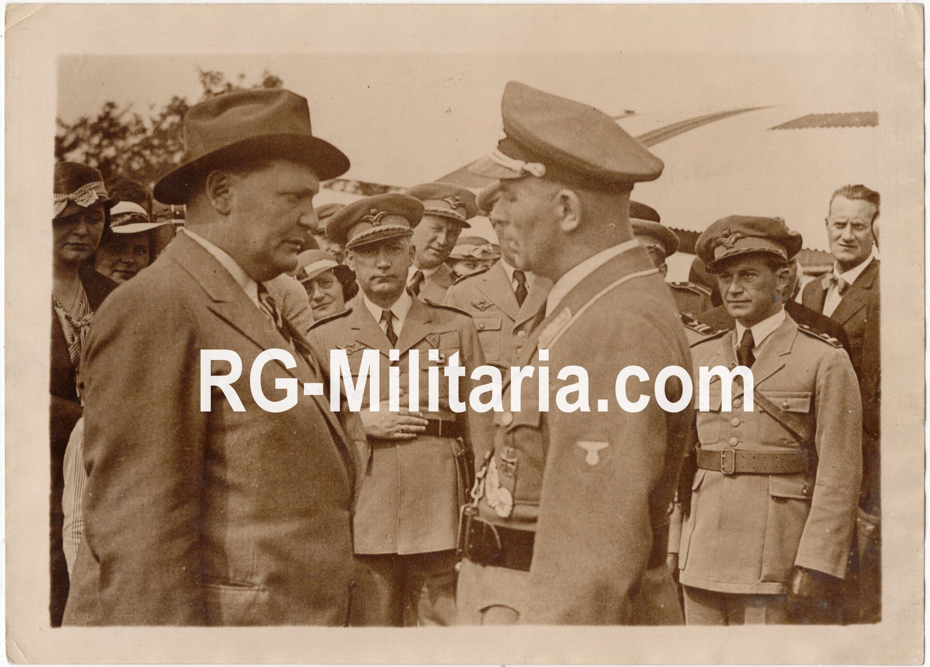 Original WW2 French Press Photo - Luftwaffe Reichsmarschall Hermann Göring in Budapest, Hungary (1934) — image 3