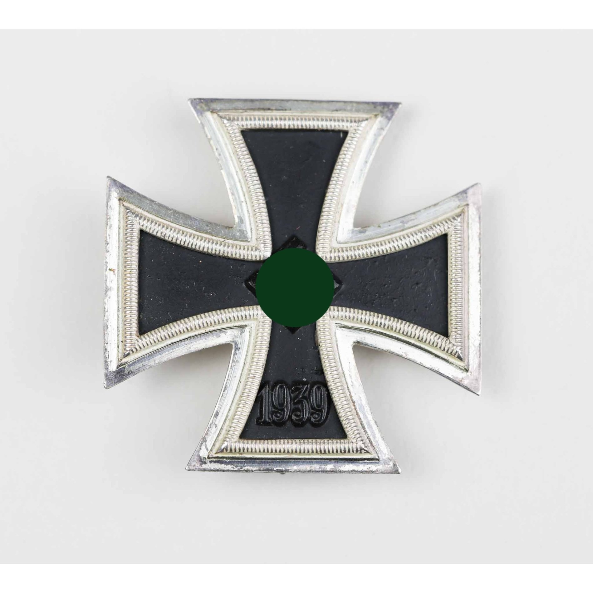 Eiserne Kreuz 1.Klasse 1939 mit Herst. '26' im Etui MINT Zustand 1 — image 2