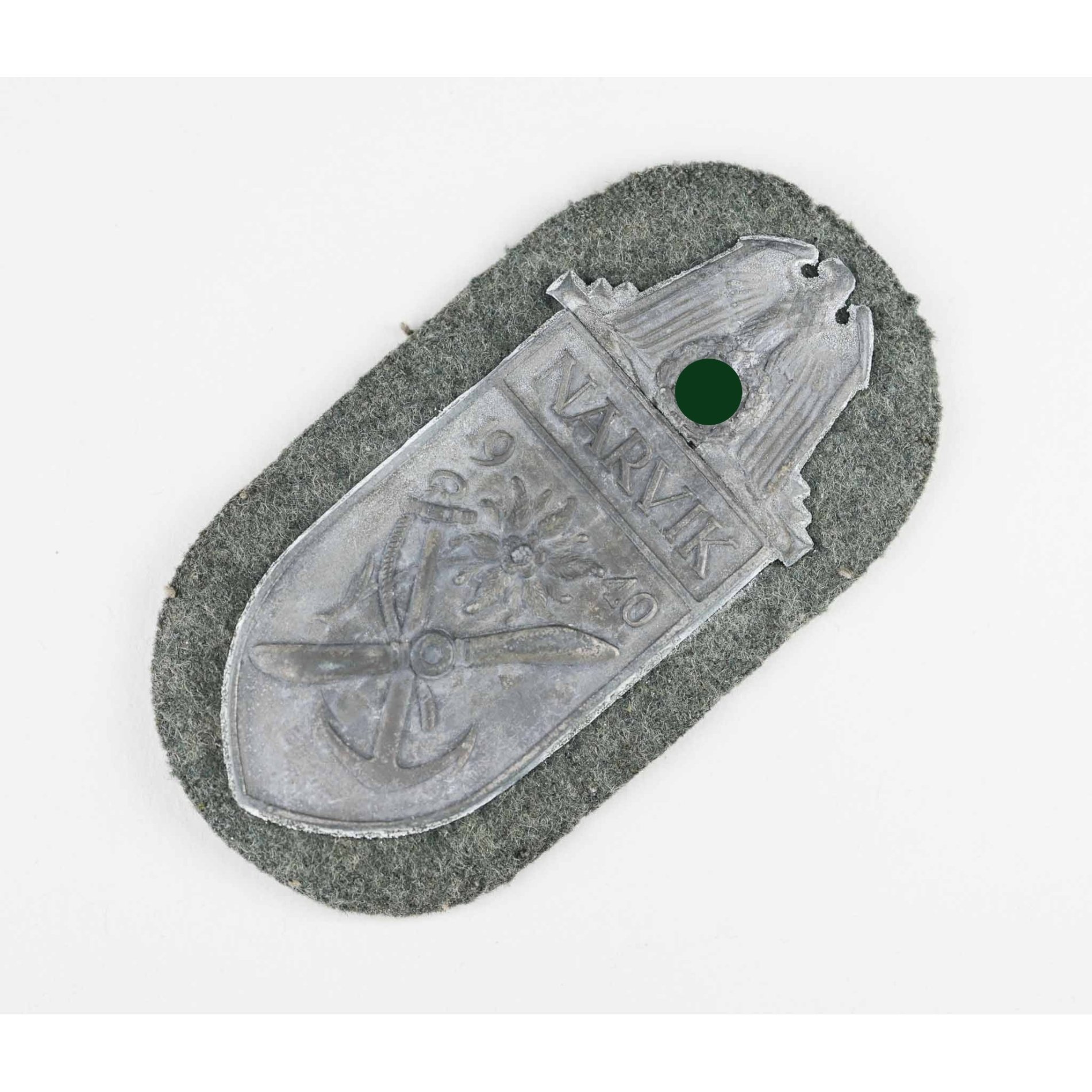 Narvik Ärmelabzeichen mit Heeres Stoffuntergrund — image 2