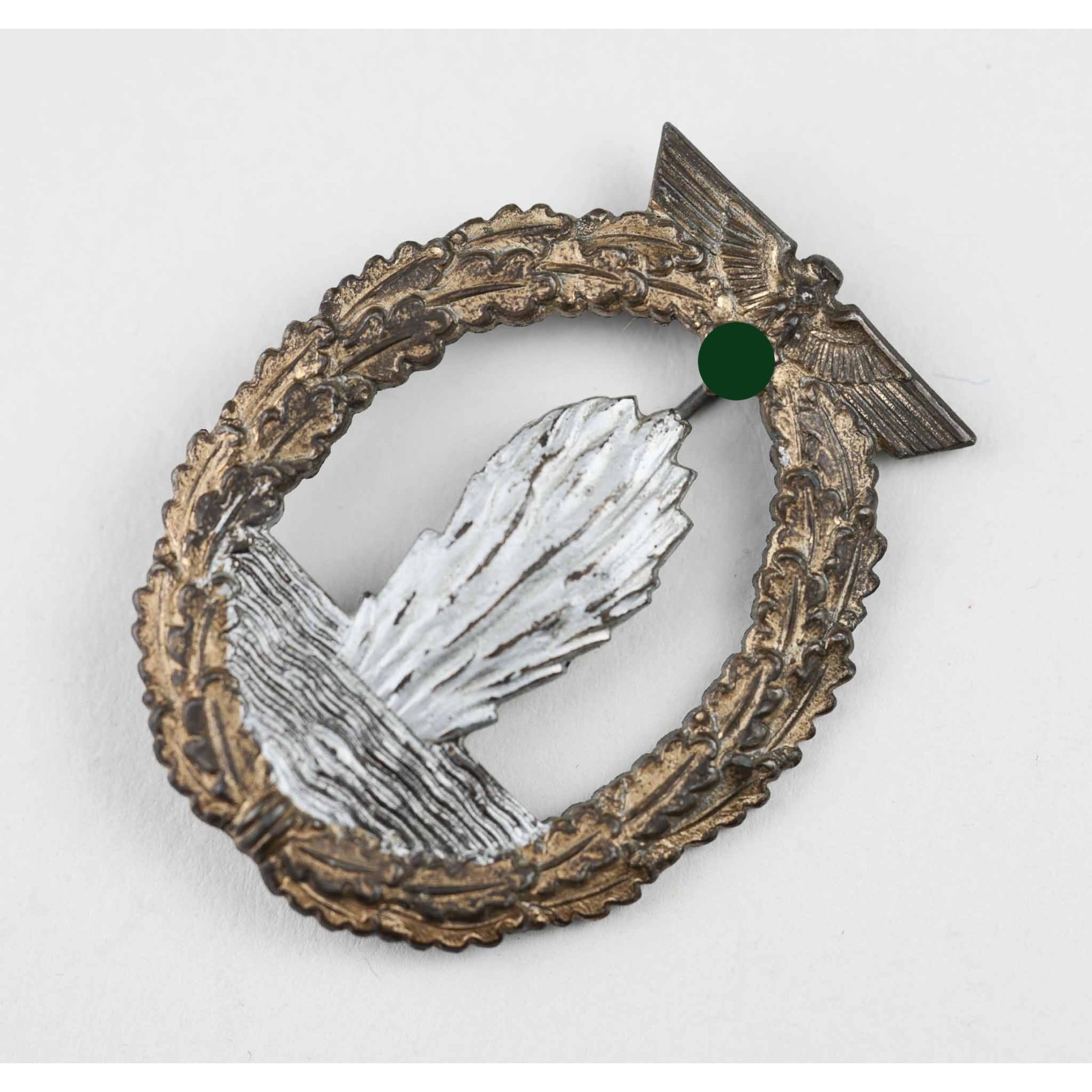 Kriegsmarine Minensucherkriegsabzeichen mit Herst. 'AS' Adolf Scholze — image 2