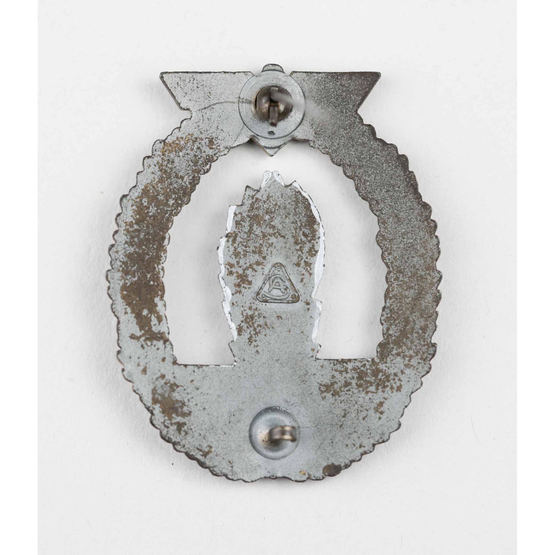 Kriegsmarine Minensucherkriegsabzeichen mit Herst. 'AS' Adolf Scholze — image 4