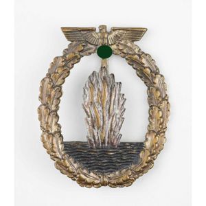 Minensucher Kriegsabzeichen der Kriegsmarine Buntmetall C.E Juncker, Berlin