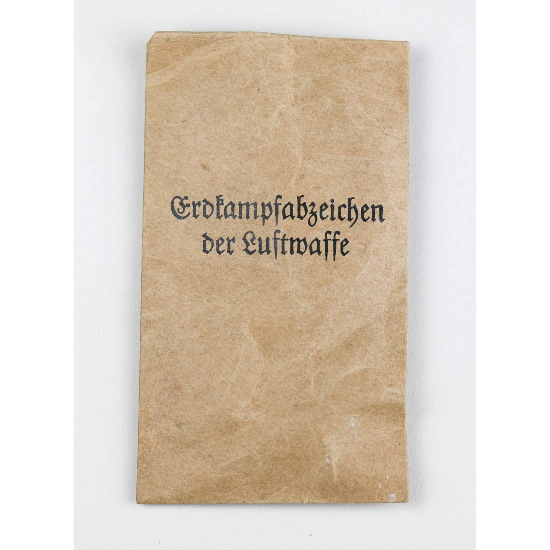 Erdkampfabzeichen der Luftwaffe in Verleihungstüte, Zustand 1 MINT — image 7