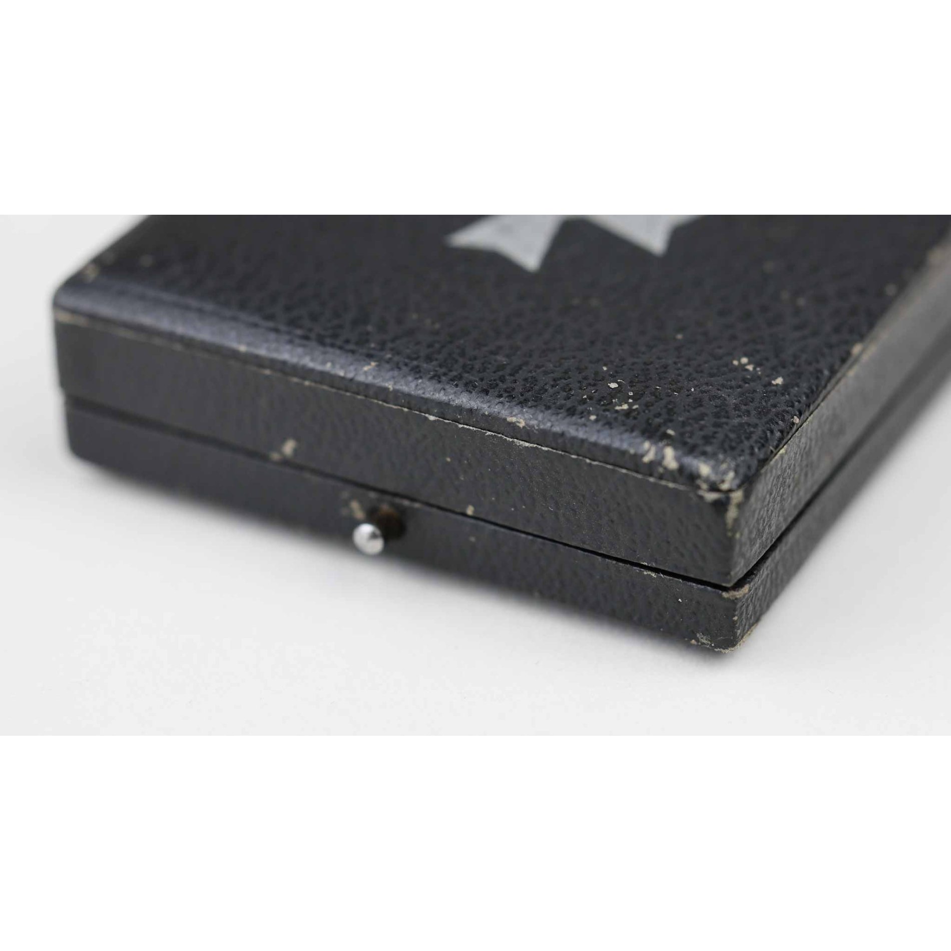 Kriegsverdienstkreuz 1.Klasse ohne Schwerter mit Hersteller. '50' im Etui — image 10