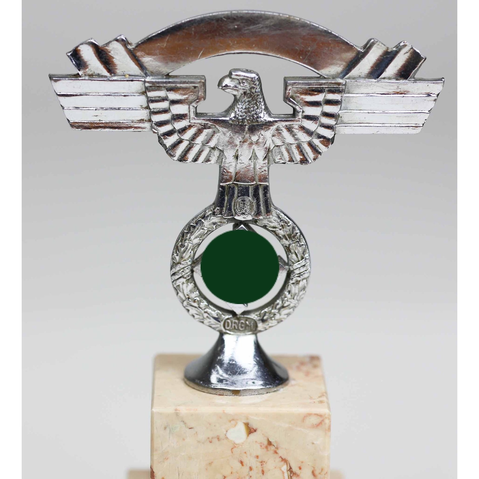 NSKK Tischadler mit RZM D.R.G.M. Stempelung mit Marmorsockel — image 5