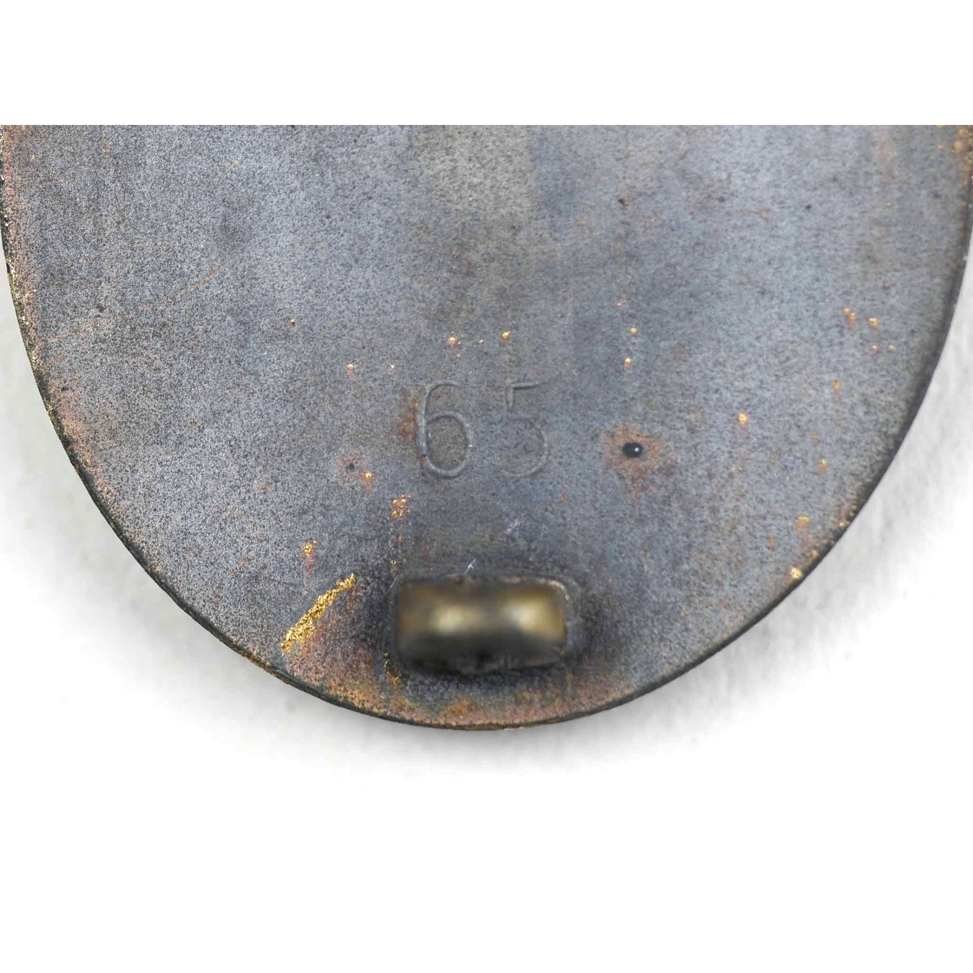 Verwundetenabzeichen in Gold 1939 mit Herst. 65, im LDO Etui 2.Form, selten! — image 4