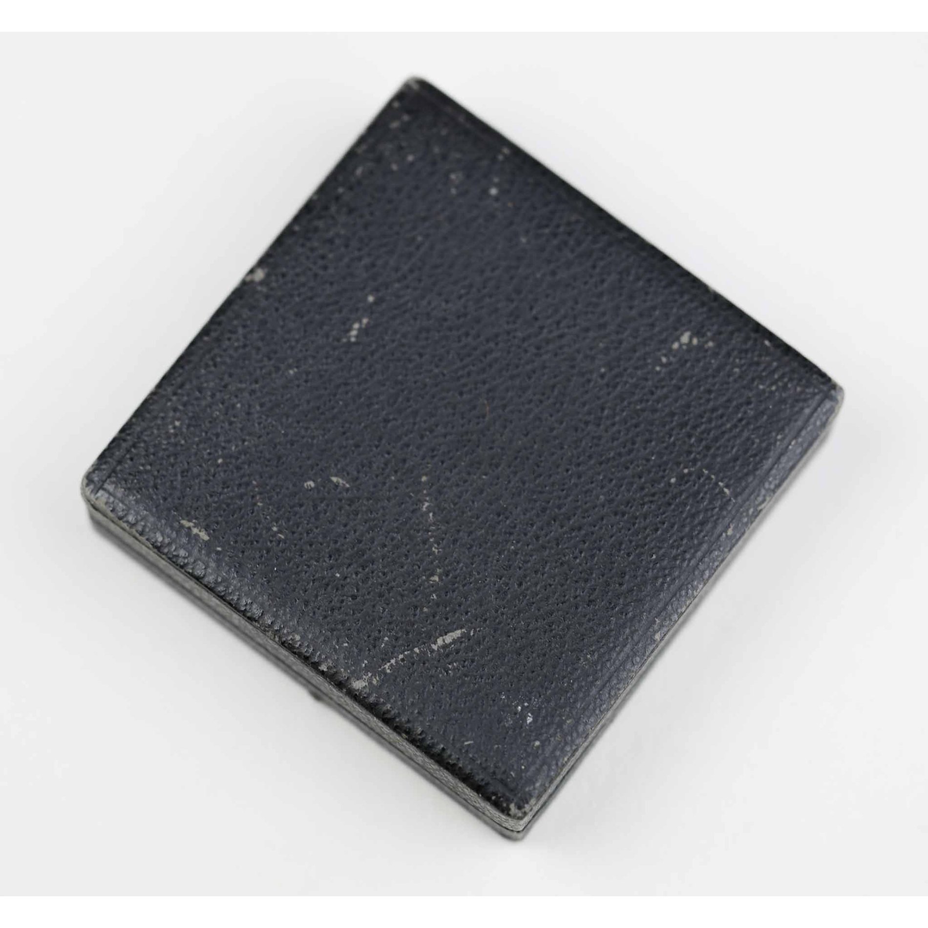 Verwundetenabzeichen in Gold 1939 mit Herst. 65, im LDO Etui 2.Form, selten! — image 9