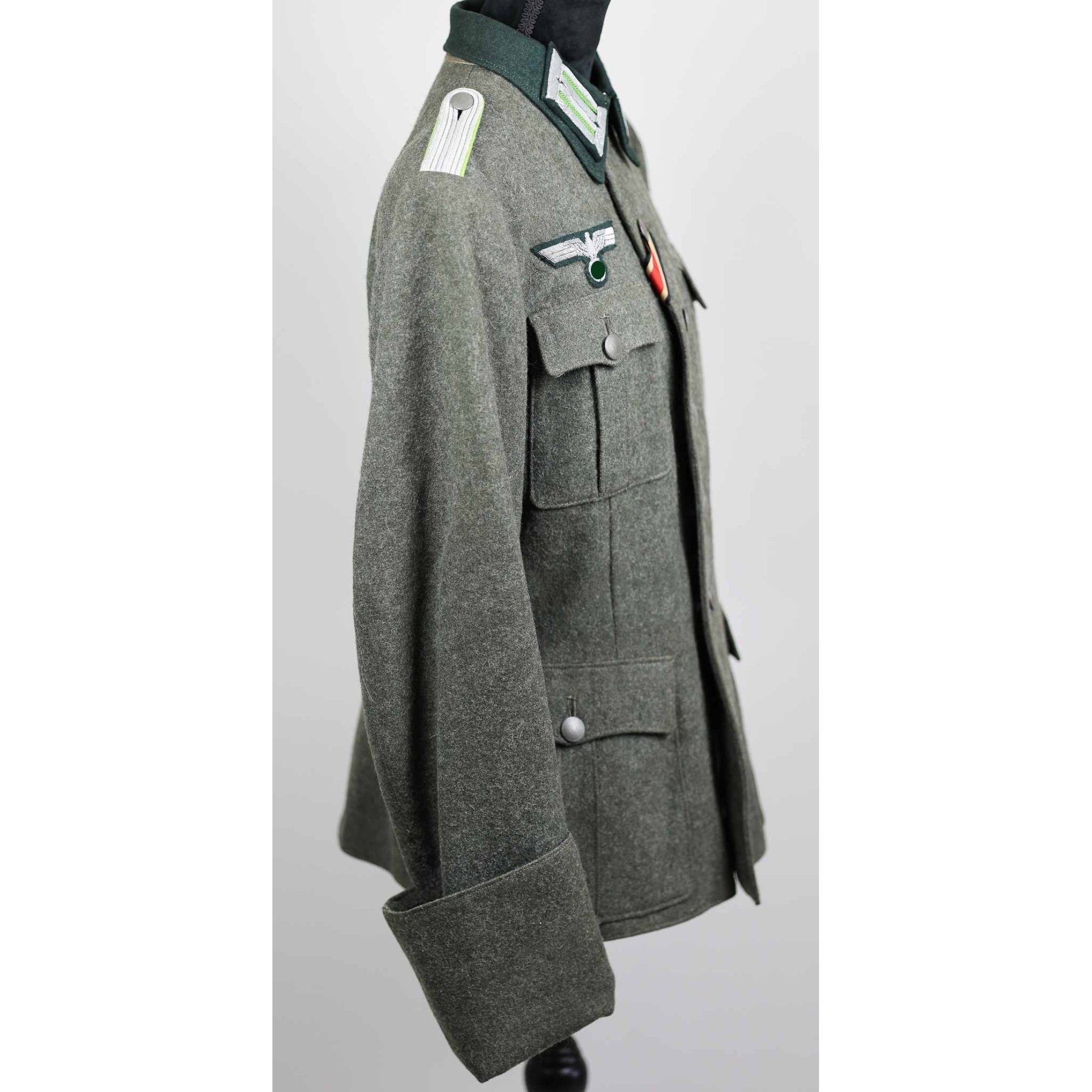 Wehrmacht Feldbluse für einen Leutnant im Panzer Grenadier Regiment — image 10