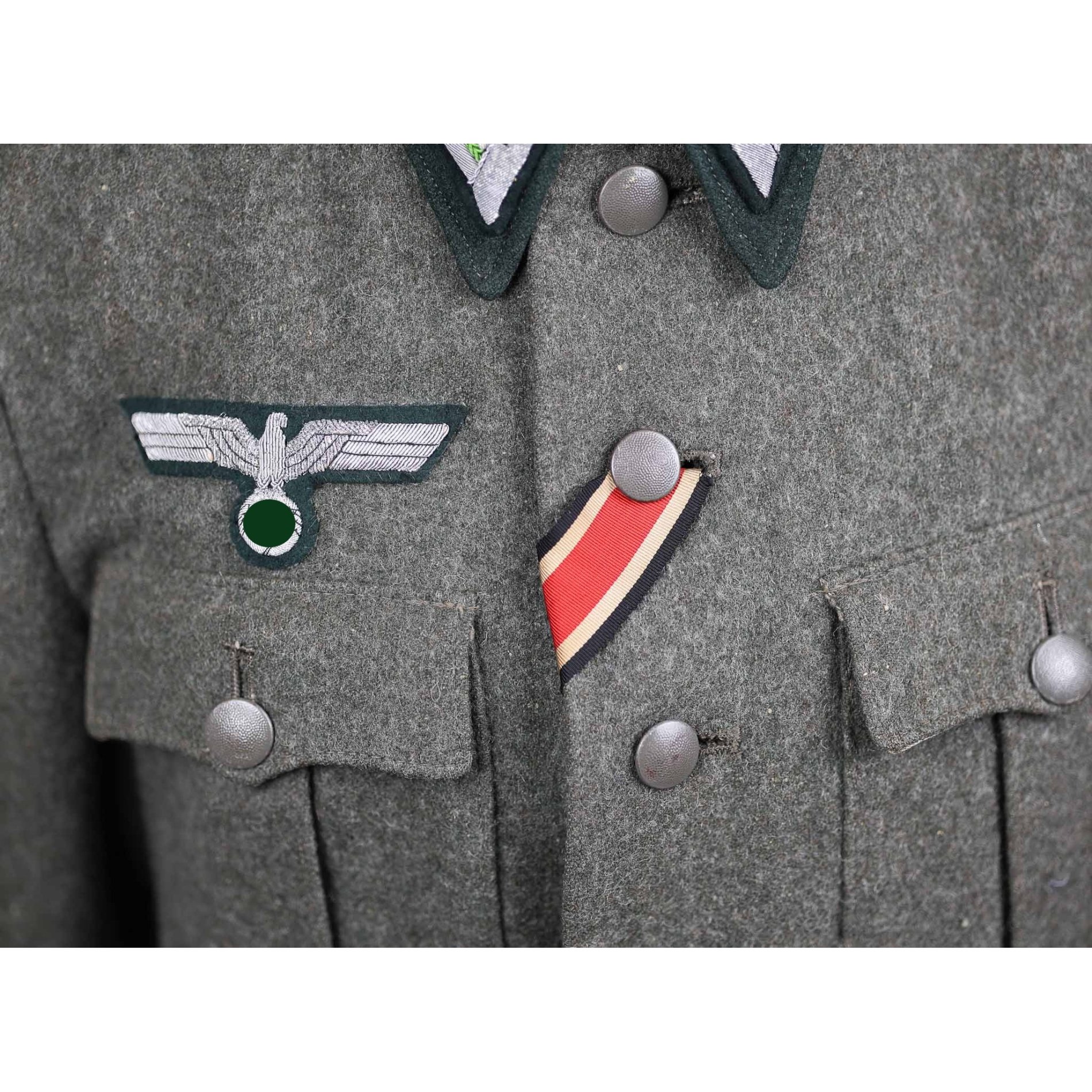 Wehrmacht Feldbluse für einen Leutnant im Panzer Grenadier Regiment — image 7