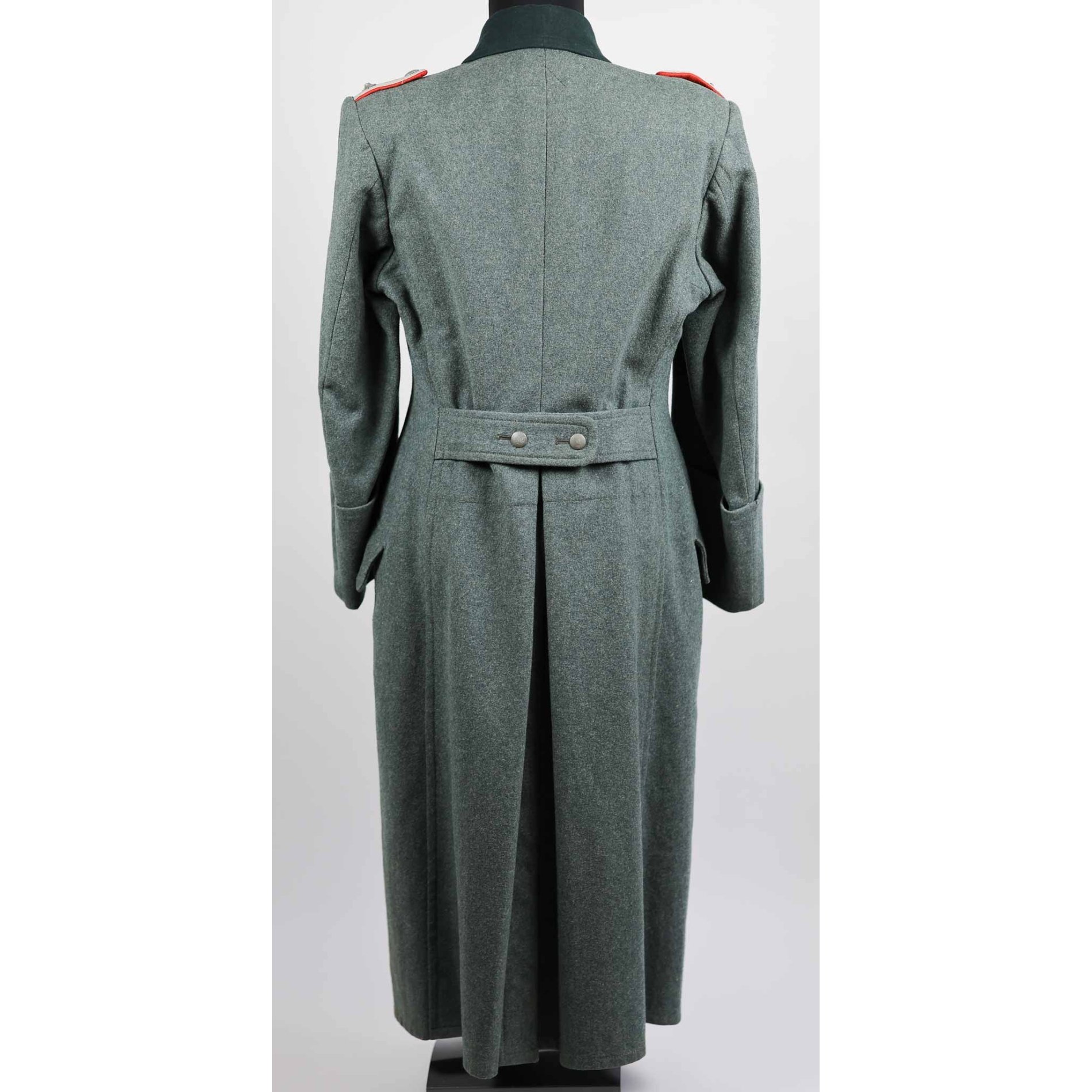 Wehrmacht Mantel für einen Oberleutnant der Artillerie — image 13