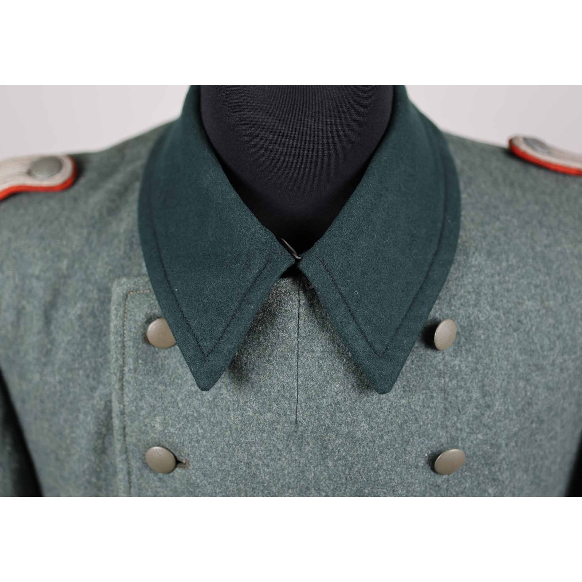 Wehrmacht Mantel für einen Oberleutnant der Artillerie — image 5