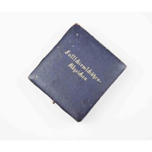 Etui für ein Fallschirmschützenabzeichen der Luftwaffe
