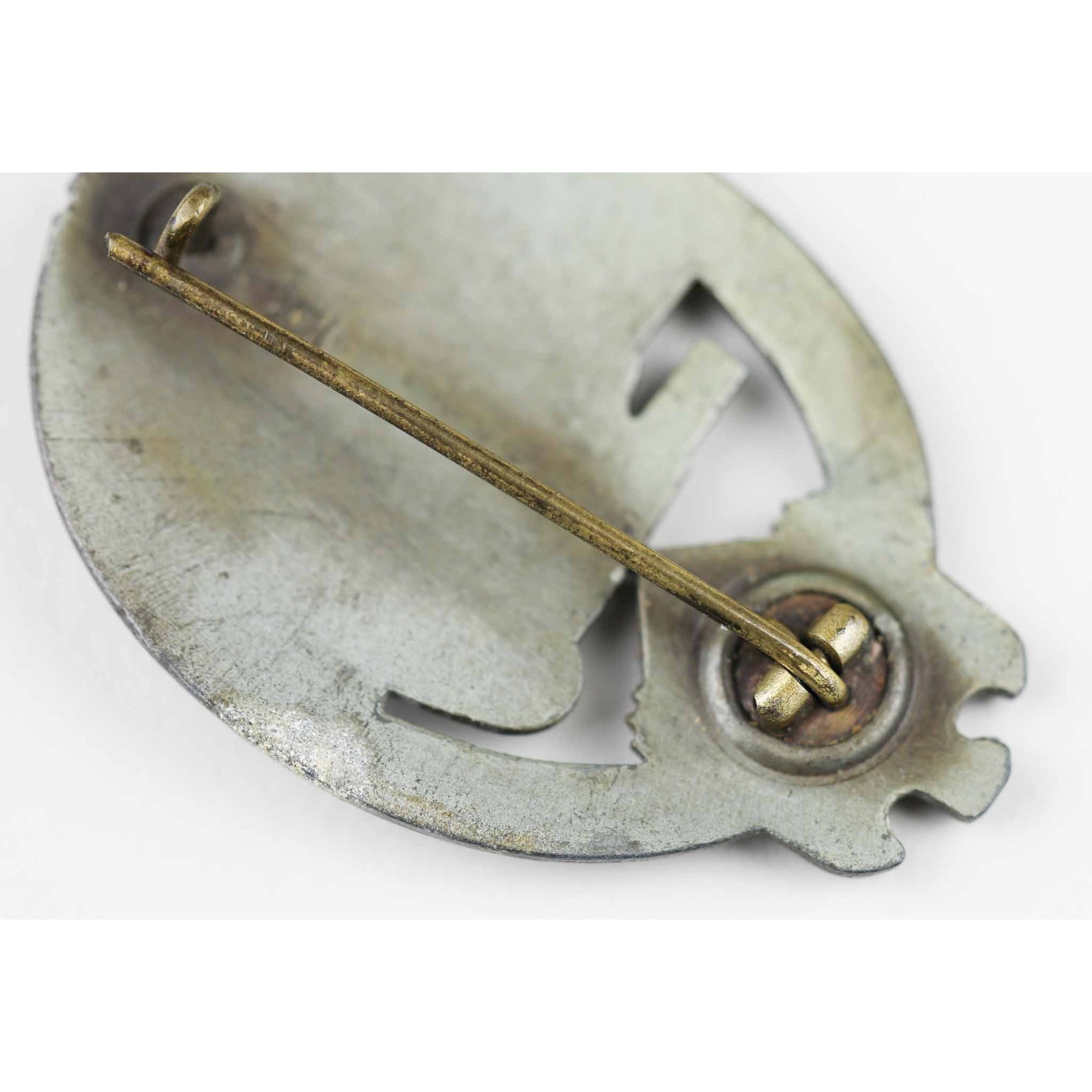 Panzerkampfabzeichen in Bronze Hersteller 'HA' Hermann Aurich — image 6