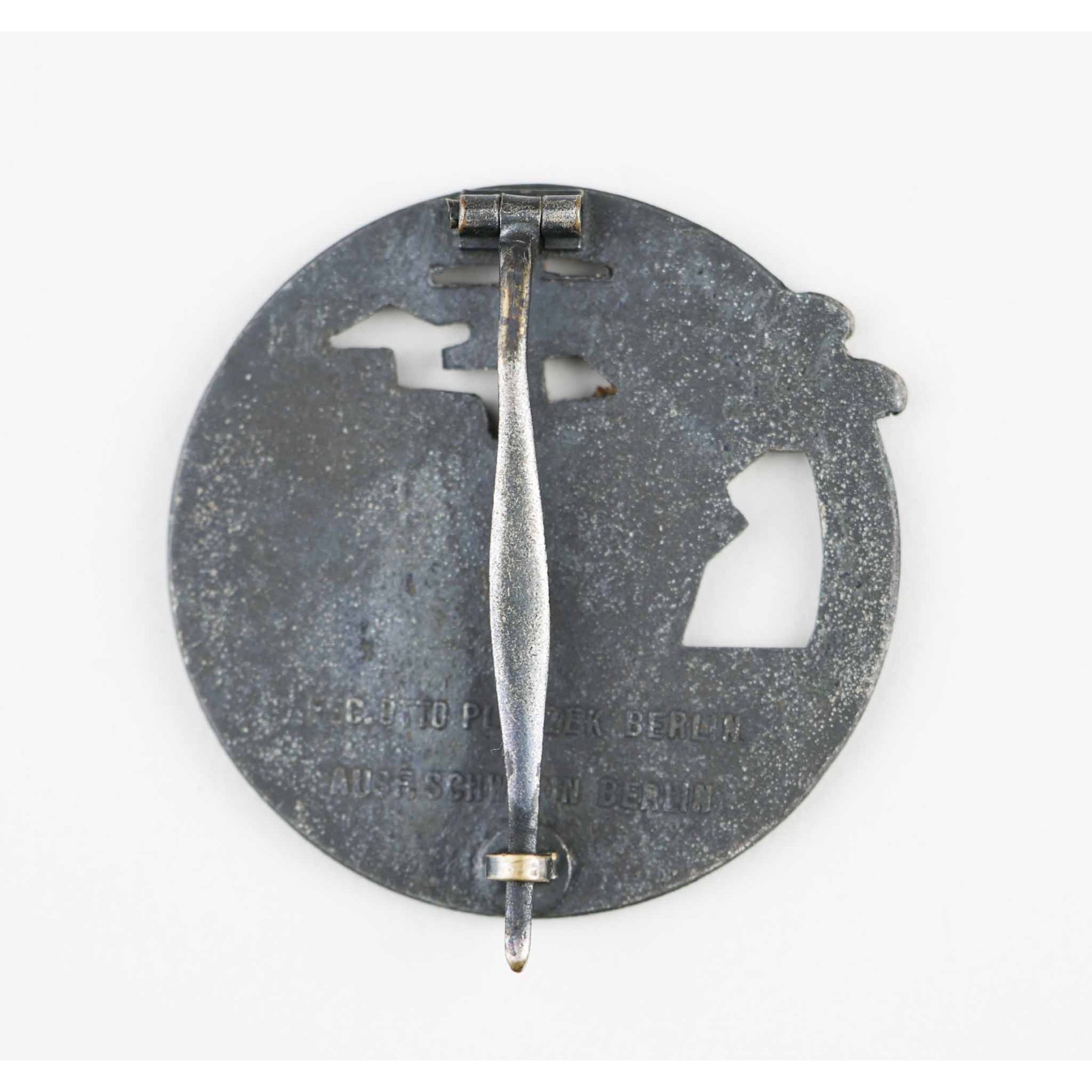 Blockadebrecher Abzeichen der Kriegsmarine mit Herst. Schwerin — image 2