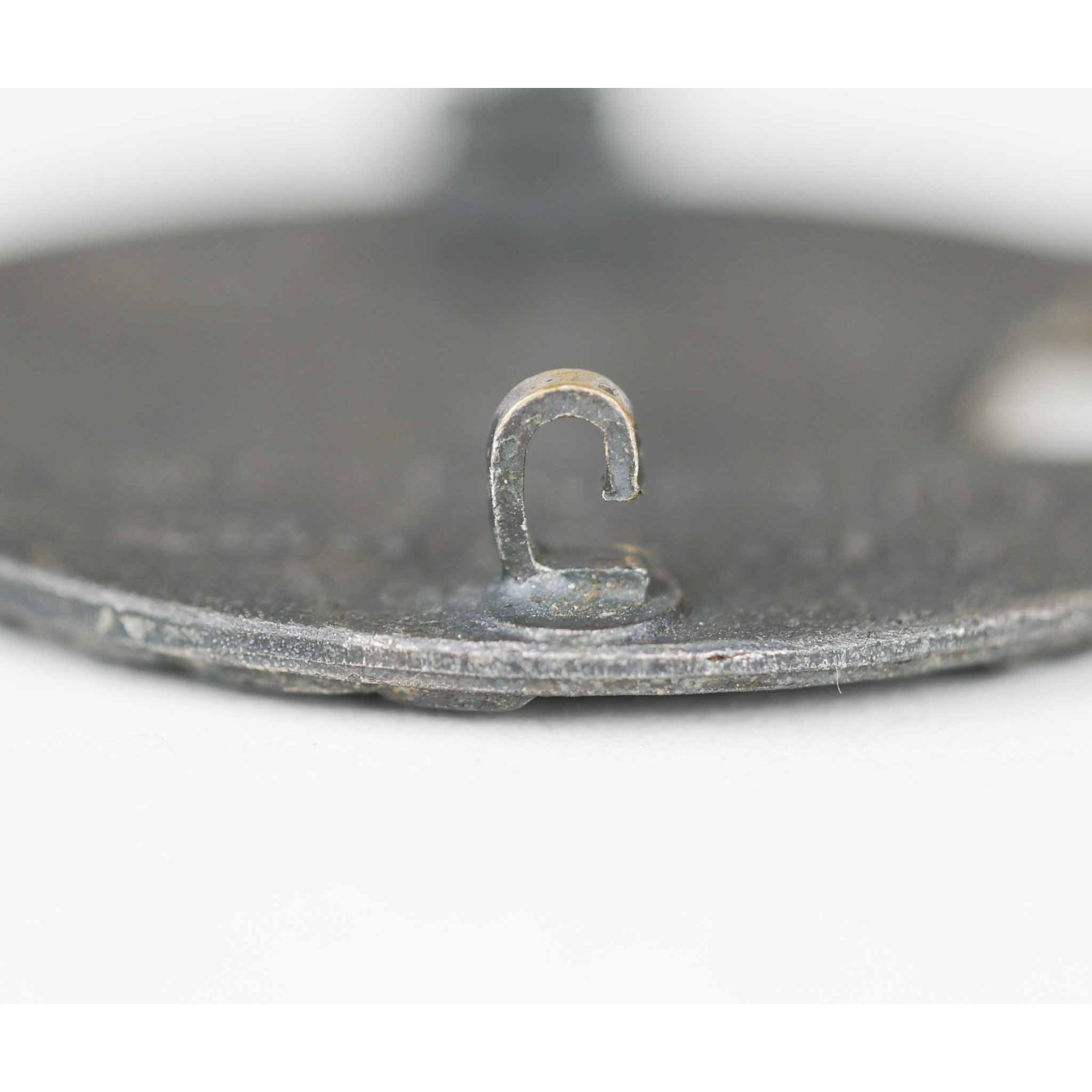 Blockadebrecher Abzeichen der Kriegsmarine mit Herst. Schwerin — image 4