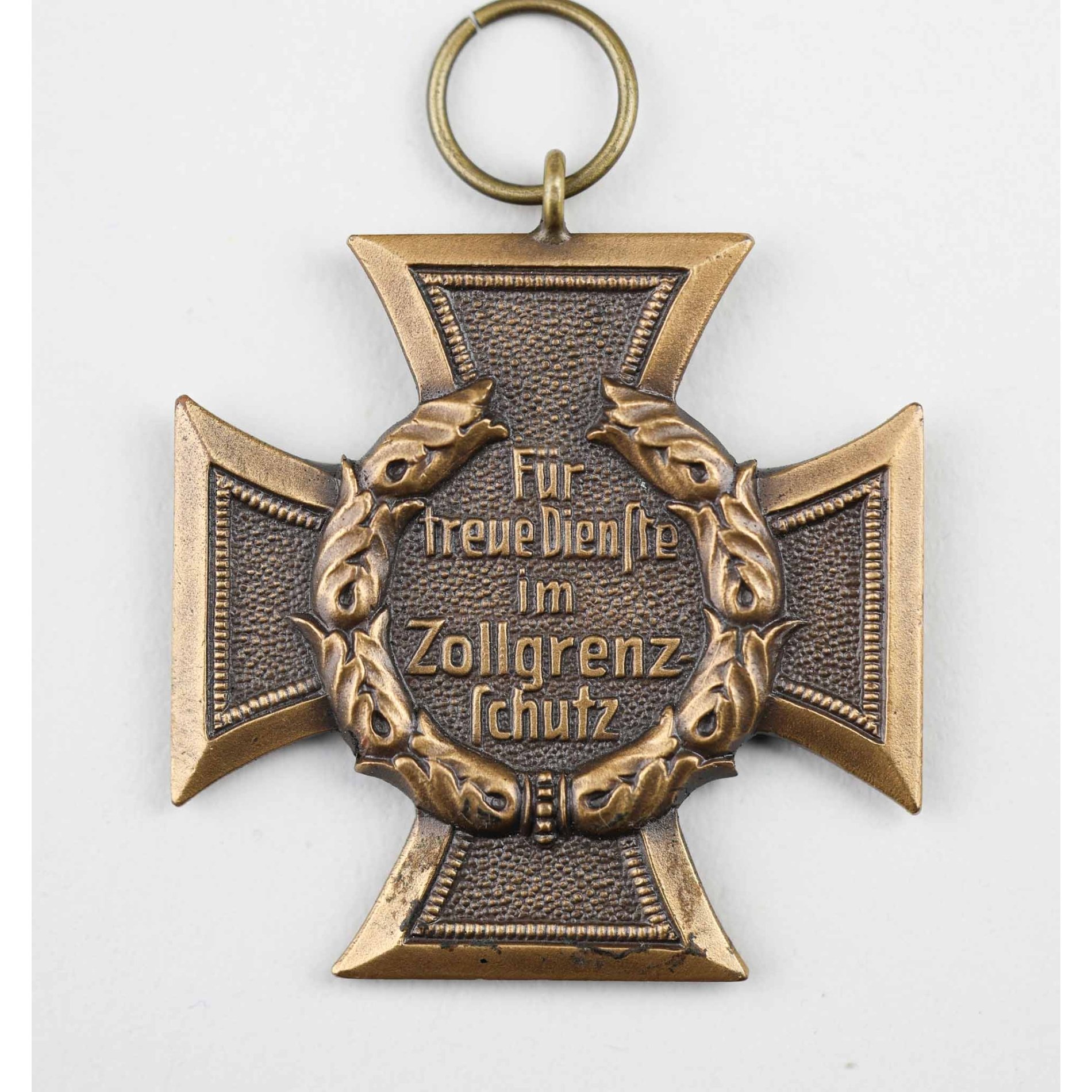 Zollgrenzschutzehrenzeichen 'Für Treue Dienste im Zollgrenzschutz' in Schachtel — image 3