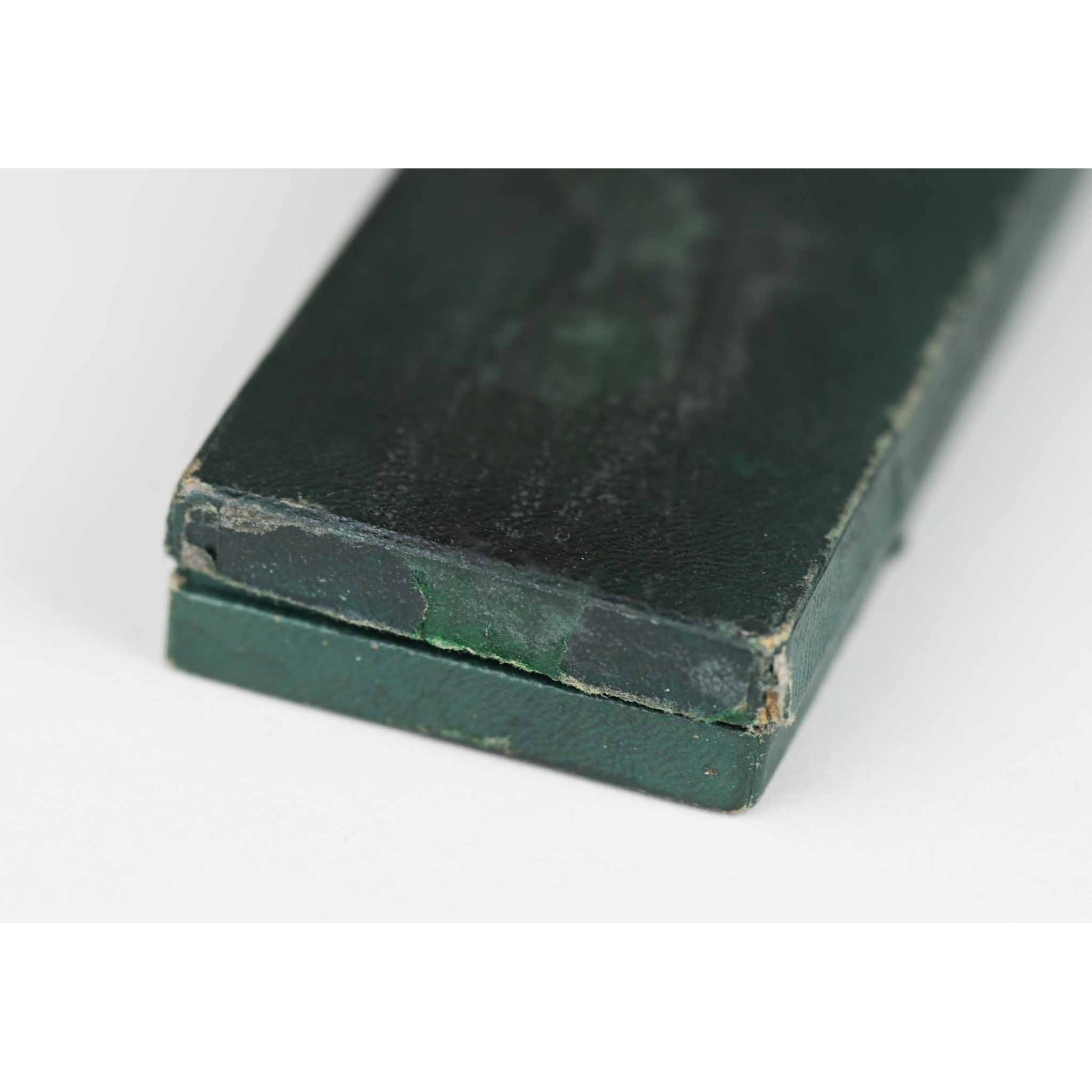 Zollgrenzschutzehrenzeichen 'Für Treue Dienste im Zollgrenzschutz' in Schachtel — image 7