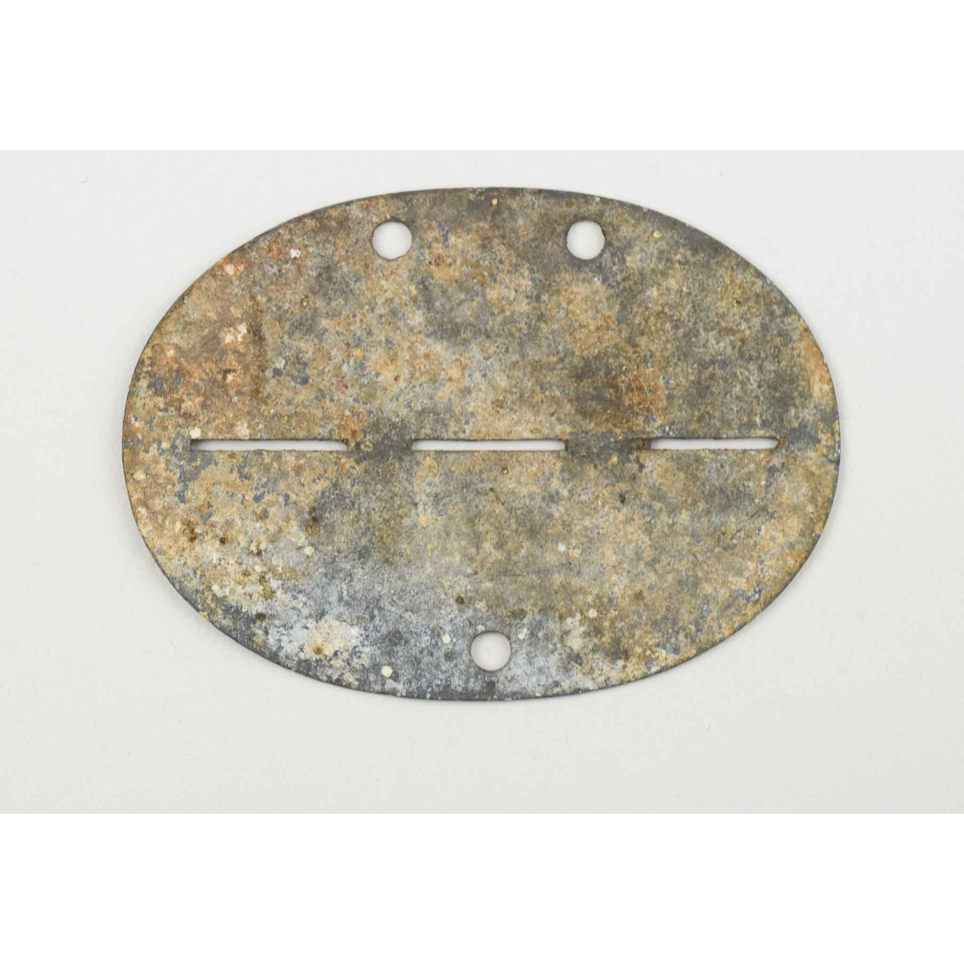 Wehrmacht Erkennungsmarke Gren. Ers. u. Ausb. Btl. 590 — image 2