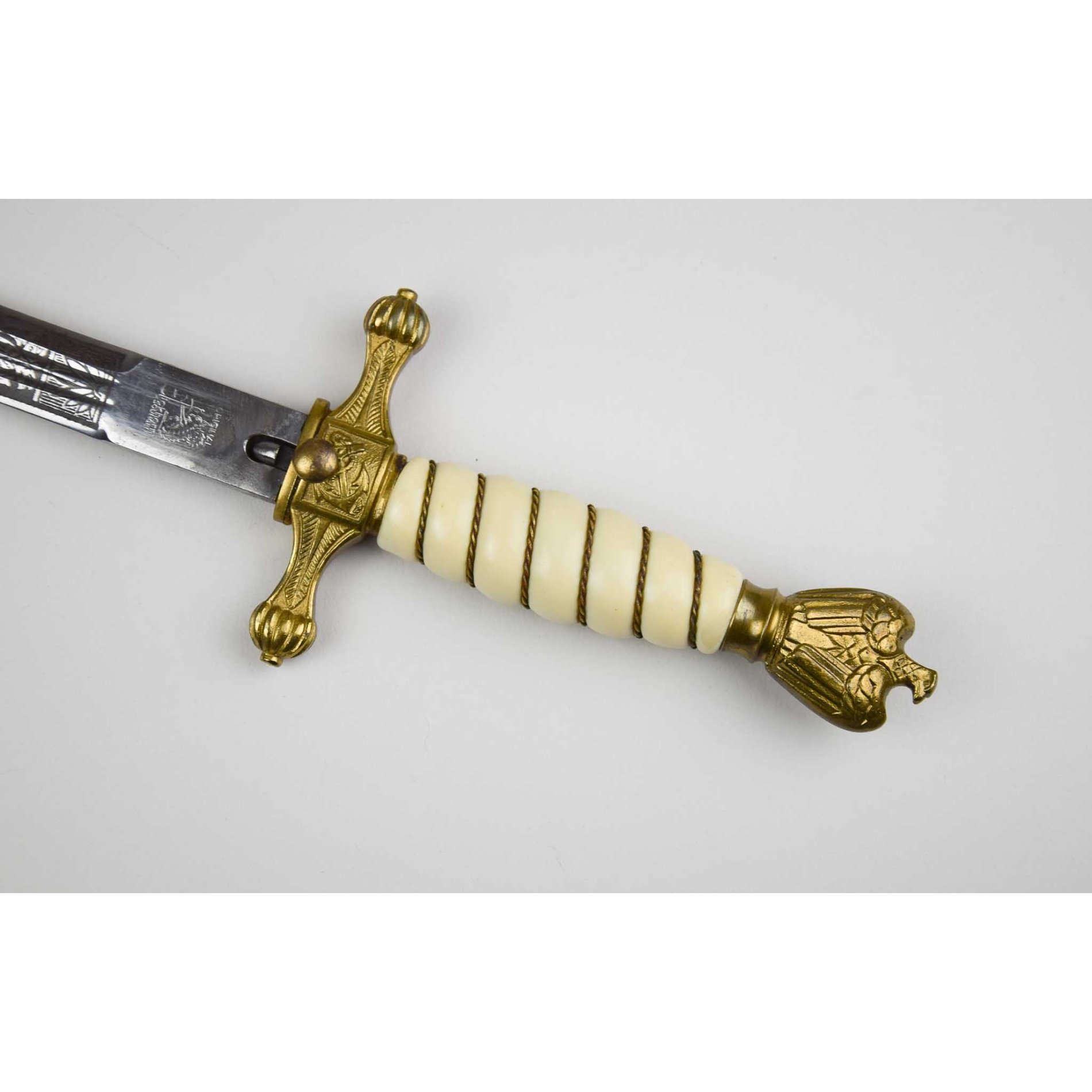 Kriegsmarine Dolch für Offiziere Carl Eickhorn, Solingen — image 4