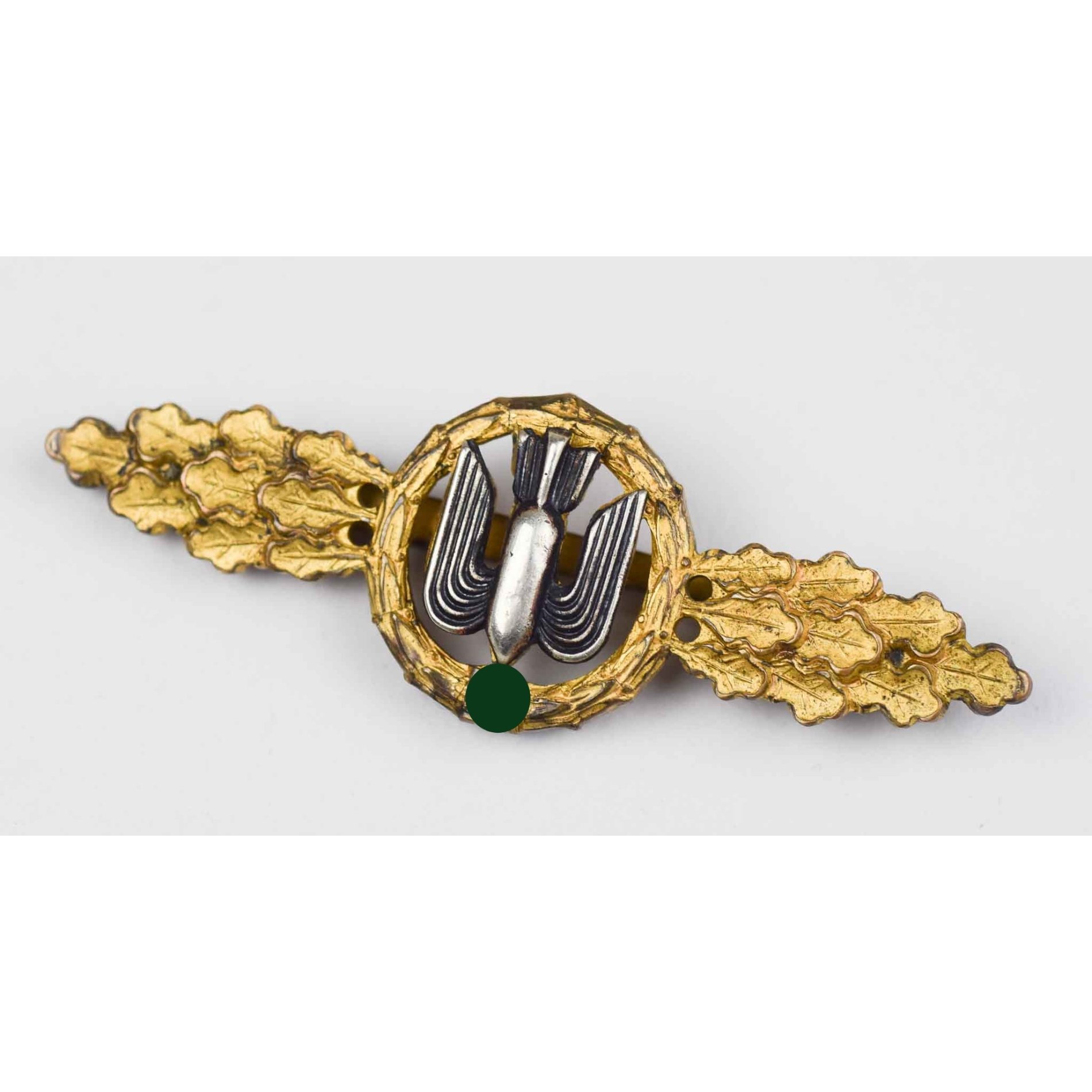 Frontflugspange für Kampfflieger in Gold mit Stempelung 'C.E Juncker Berlin SW' extrem selten! — image 3