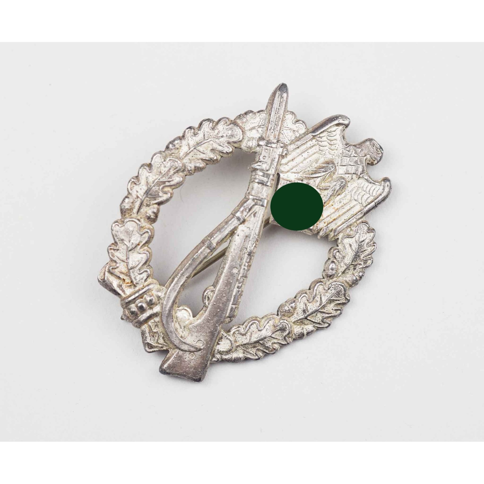 Infanterie Sturmabzeichen in Silber mit Herst. 'JFS' Zustand 1 — image 2