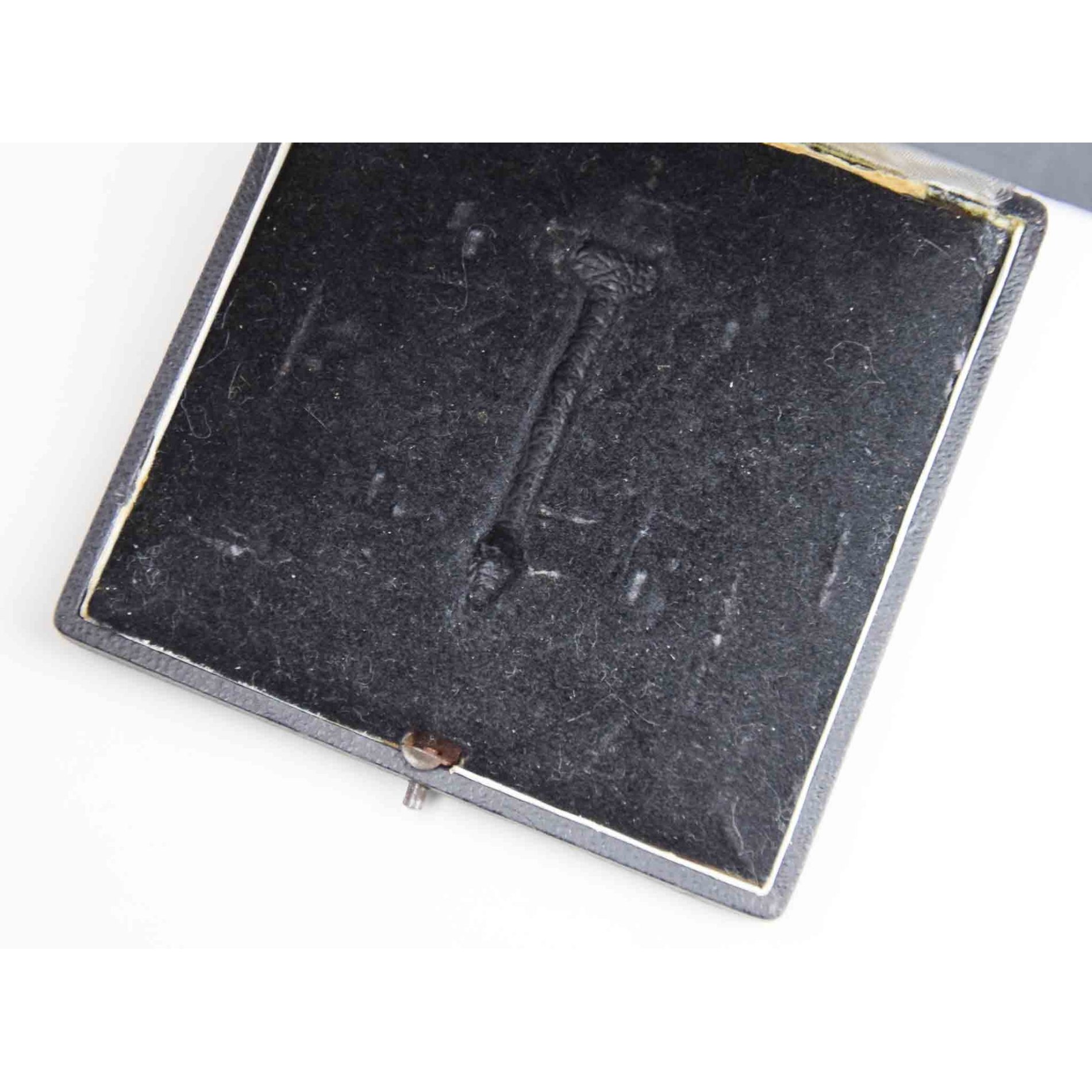 Etui für ein Deutsches Kreuz in Silber! — image 8