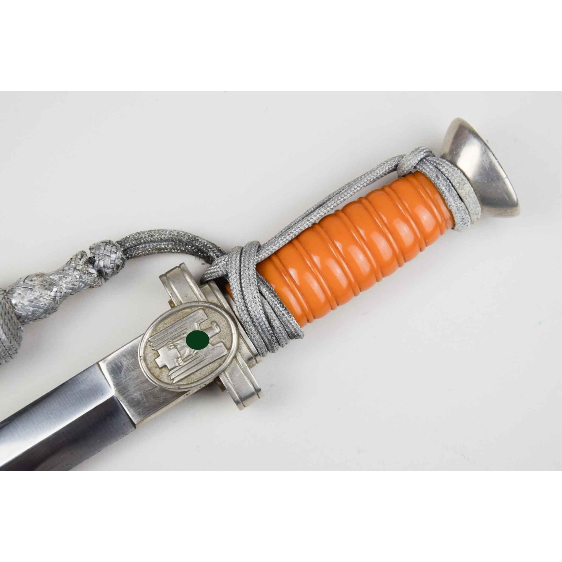 DRK-Führerdolch mit Gehänge im Zustand 1- — image 2