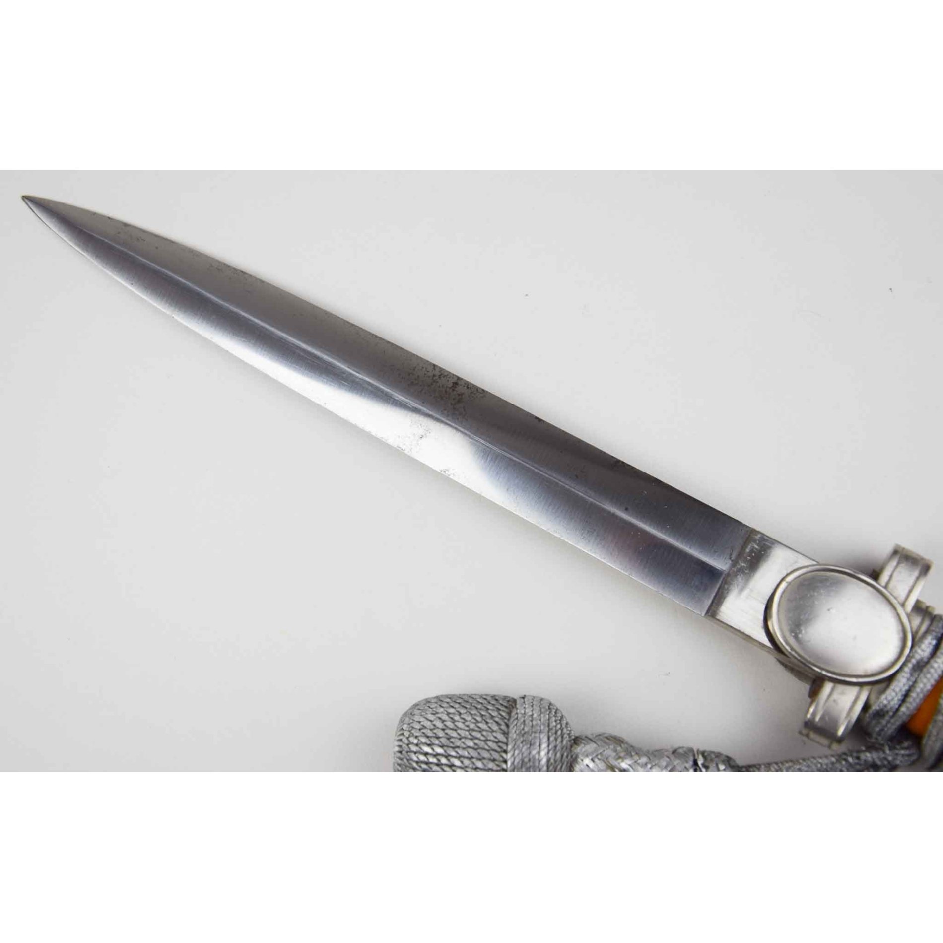 DRK-Führerdolch mit Gehänge im Zustand 1- — image 4